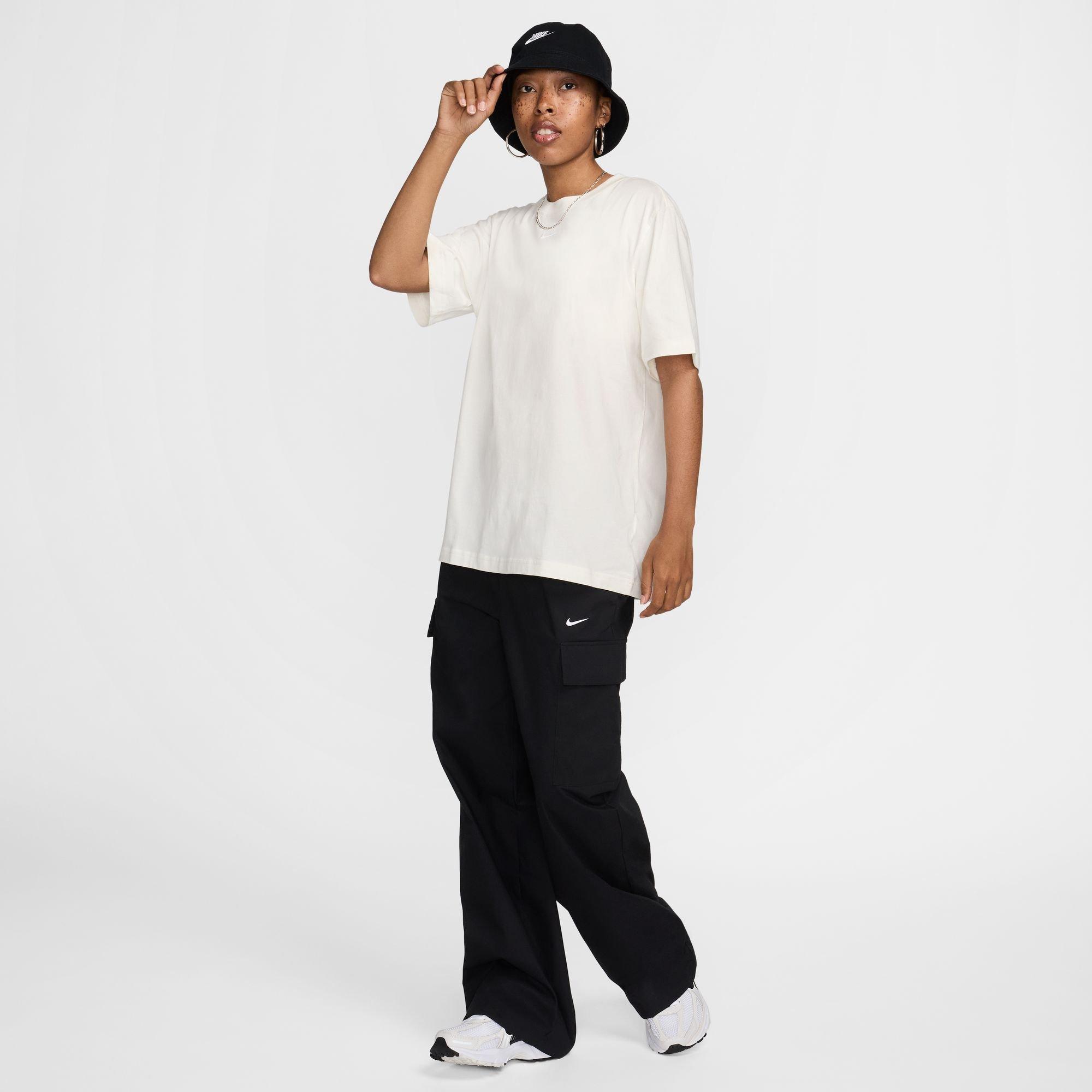 Women's Sportswear Essential T-Shirt
