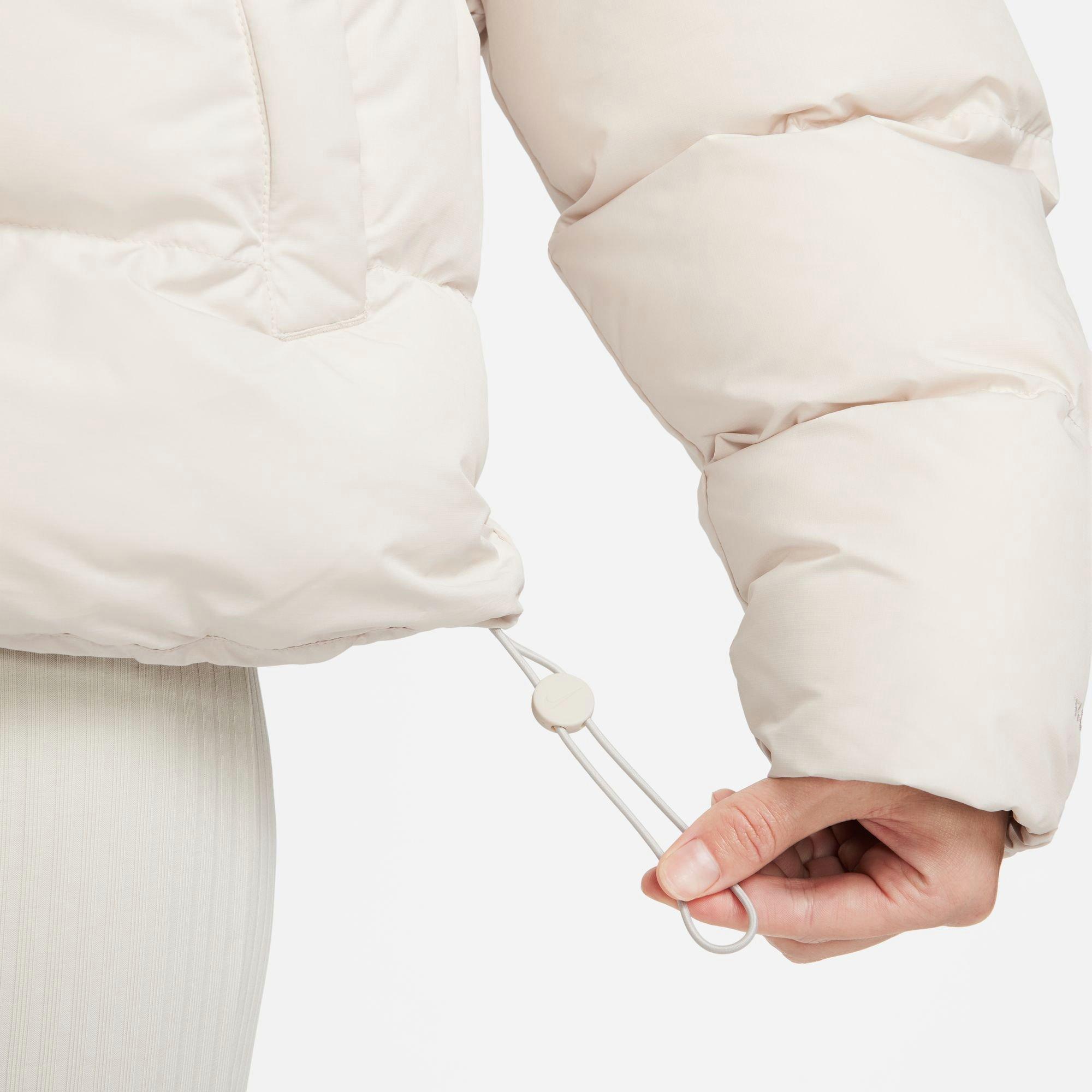 Women's Sportswear Metro Puffer Therma-FIT Loose Hooded Jacket