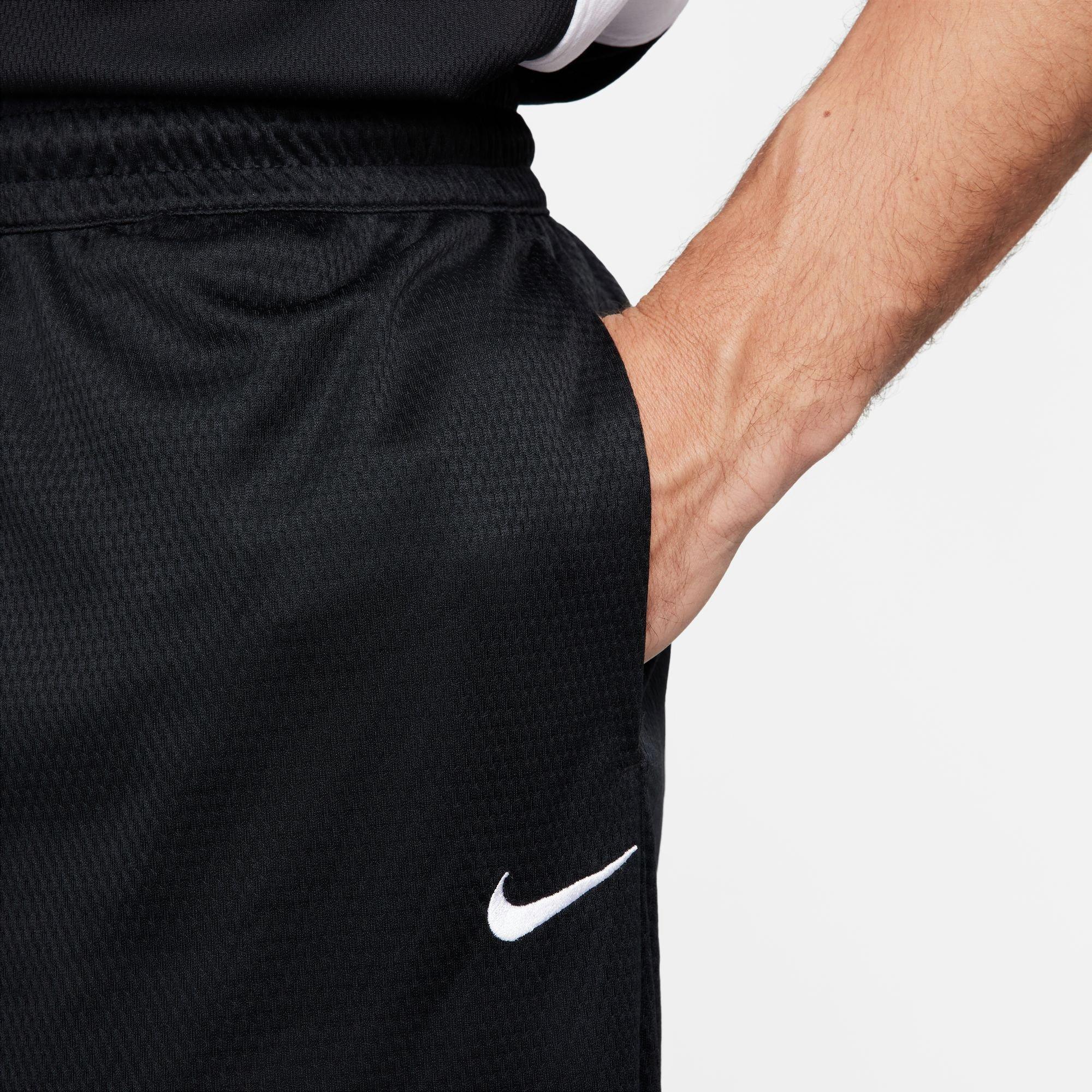 Nike 11 shop inch basketball shorts