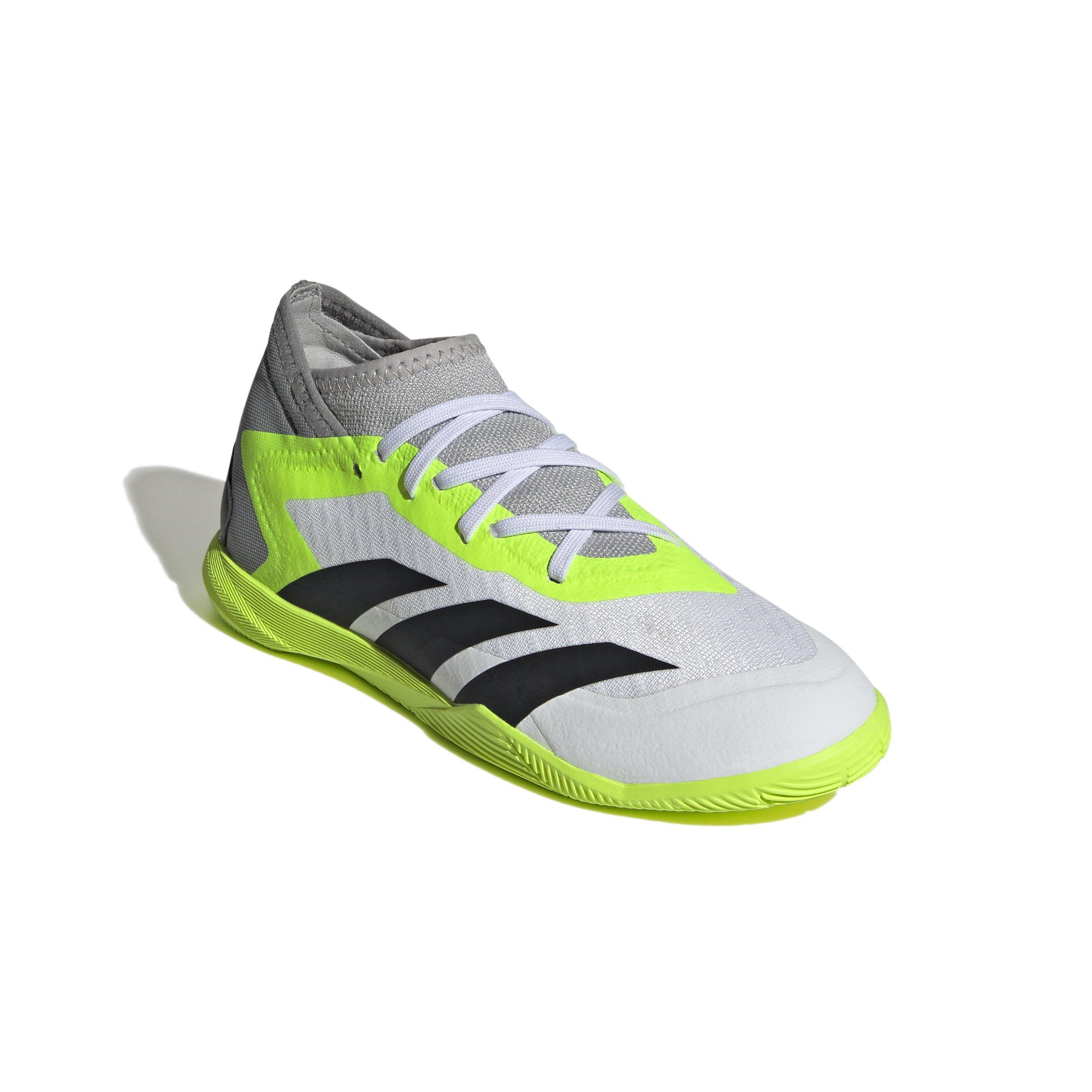 Unisex Junior Predator Accuracy.3 Indoor Soccer Shoes