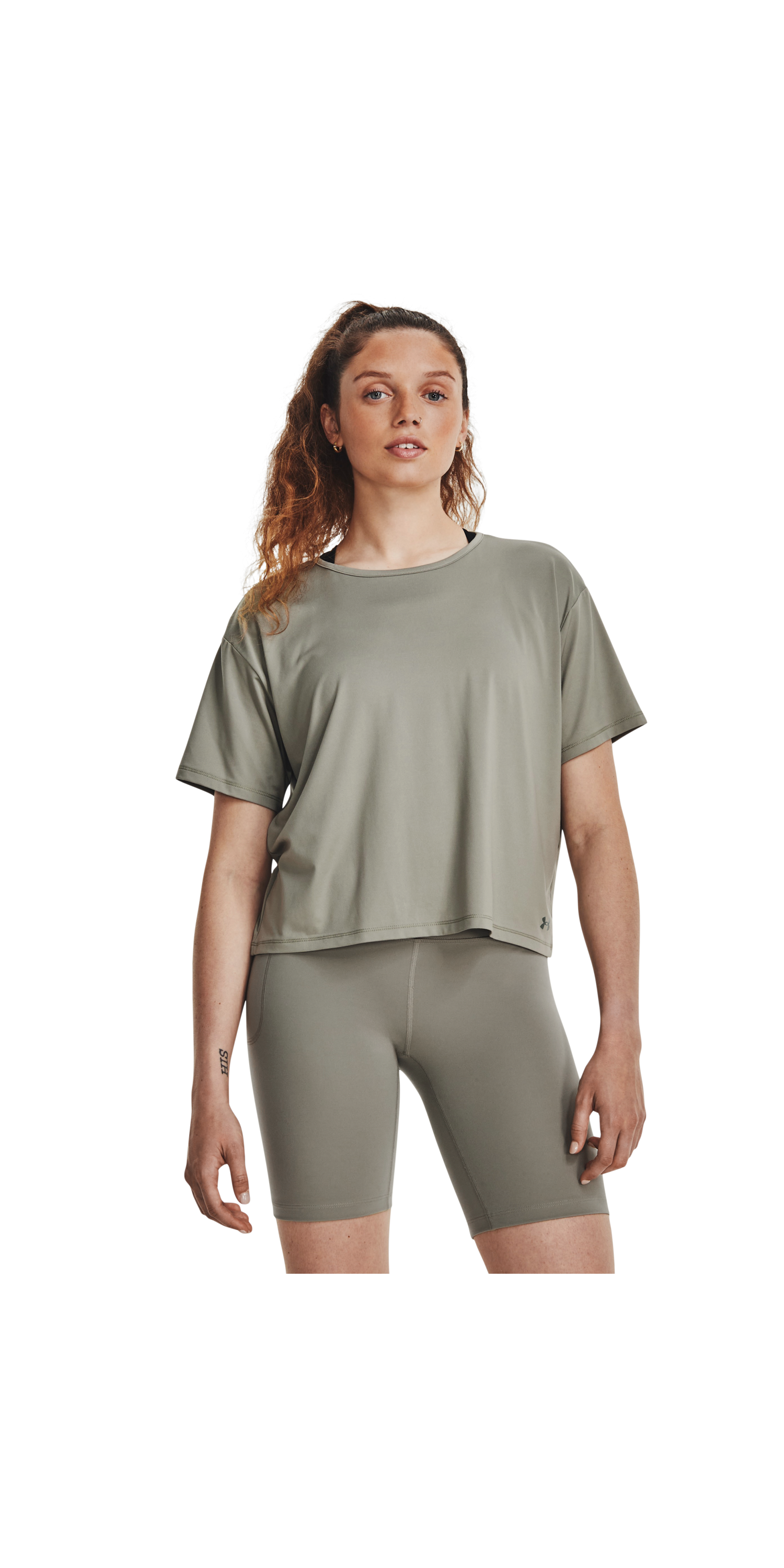 Under Armour Women's Motion Short Sleeve T Shirt : : Clothing,  Shoes & Accessories