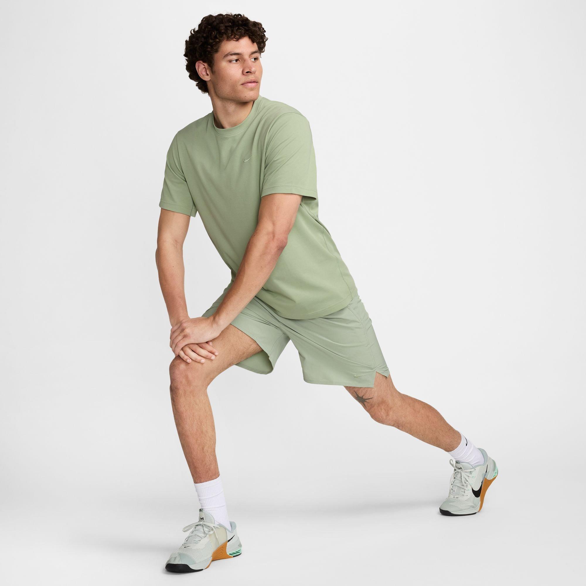 Men's 7" Unlined Versatile Shorts