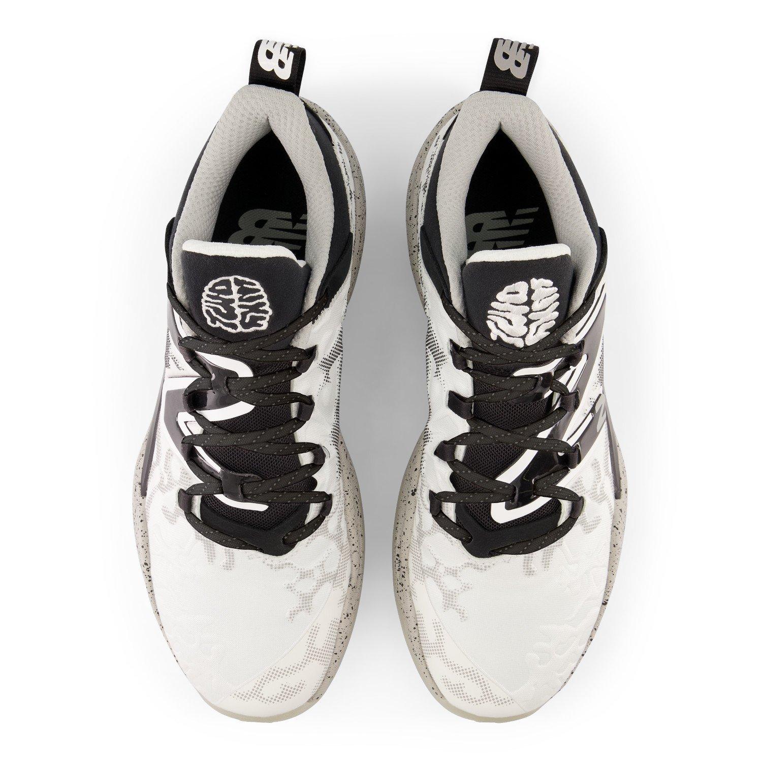 Men's TWO WXY v3 Basketball Shoes