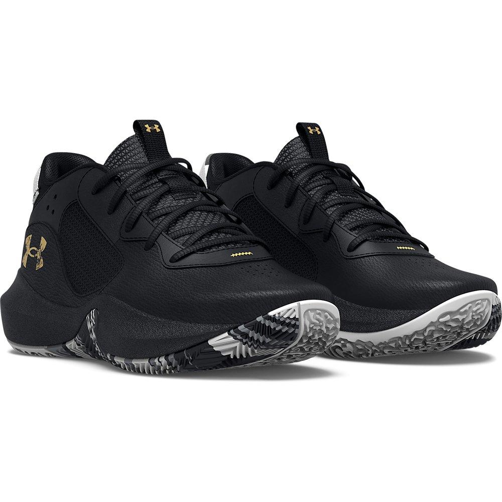 Black under armour basketball shoes hotsell