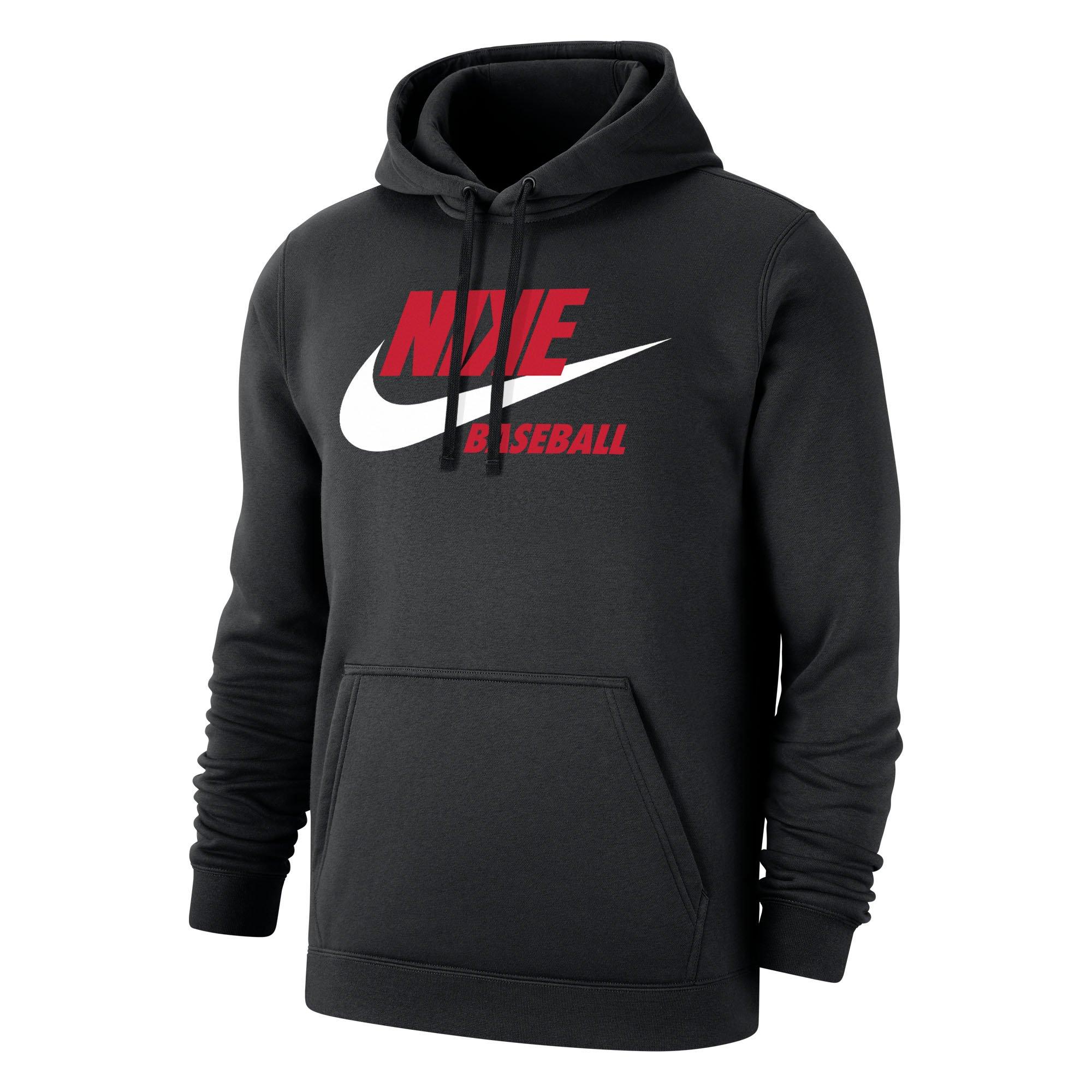 Nike club pullover hot sale hoodie red