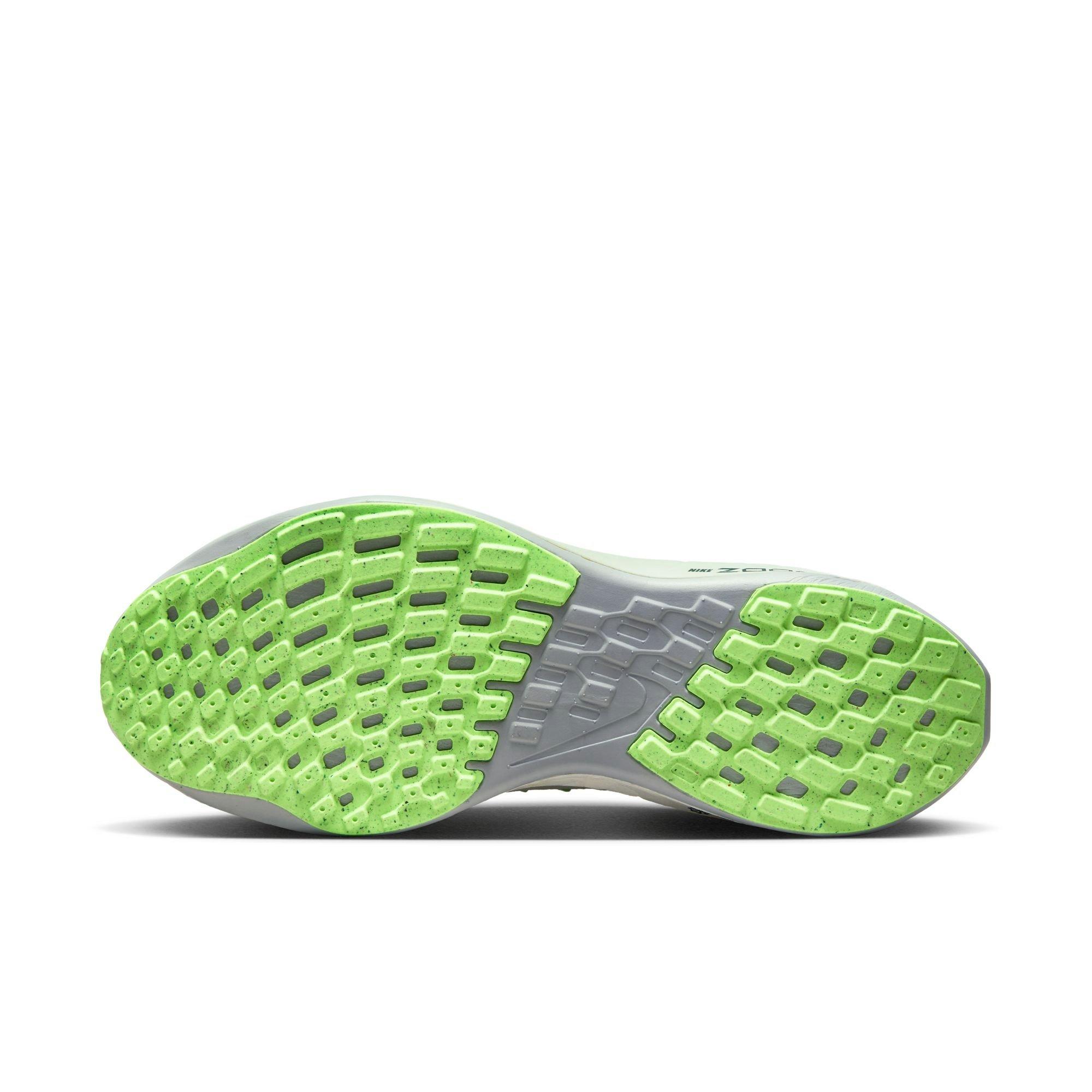 Women's Pegasus Turbo Next Nature Running Shoes