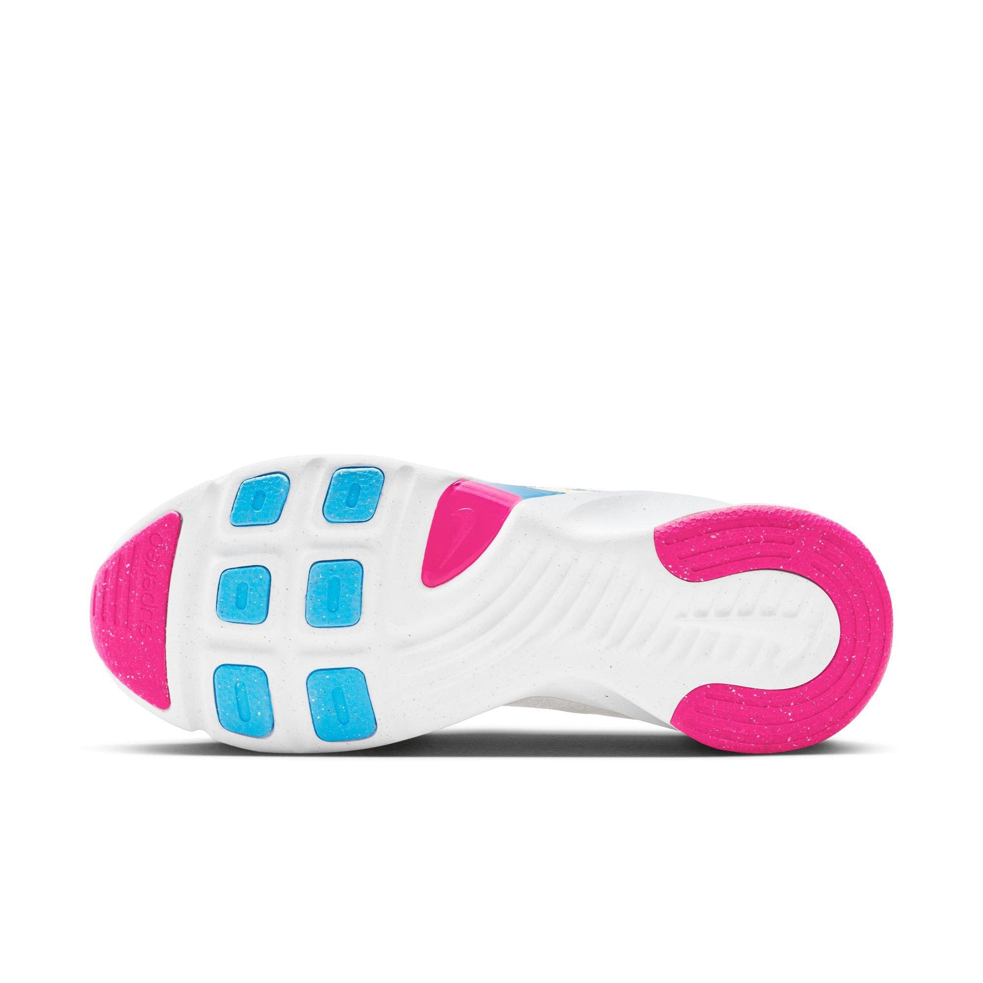 Women's SuperRep Go 3 Flyknit Next Nature Running Shoes
