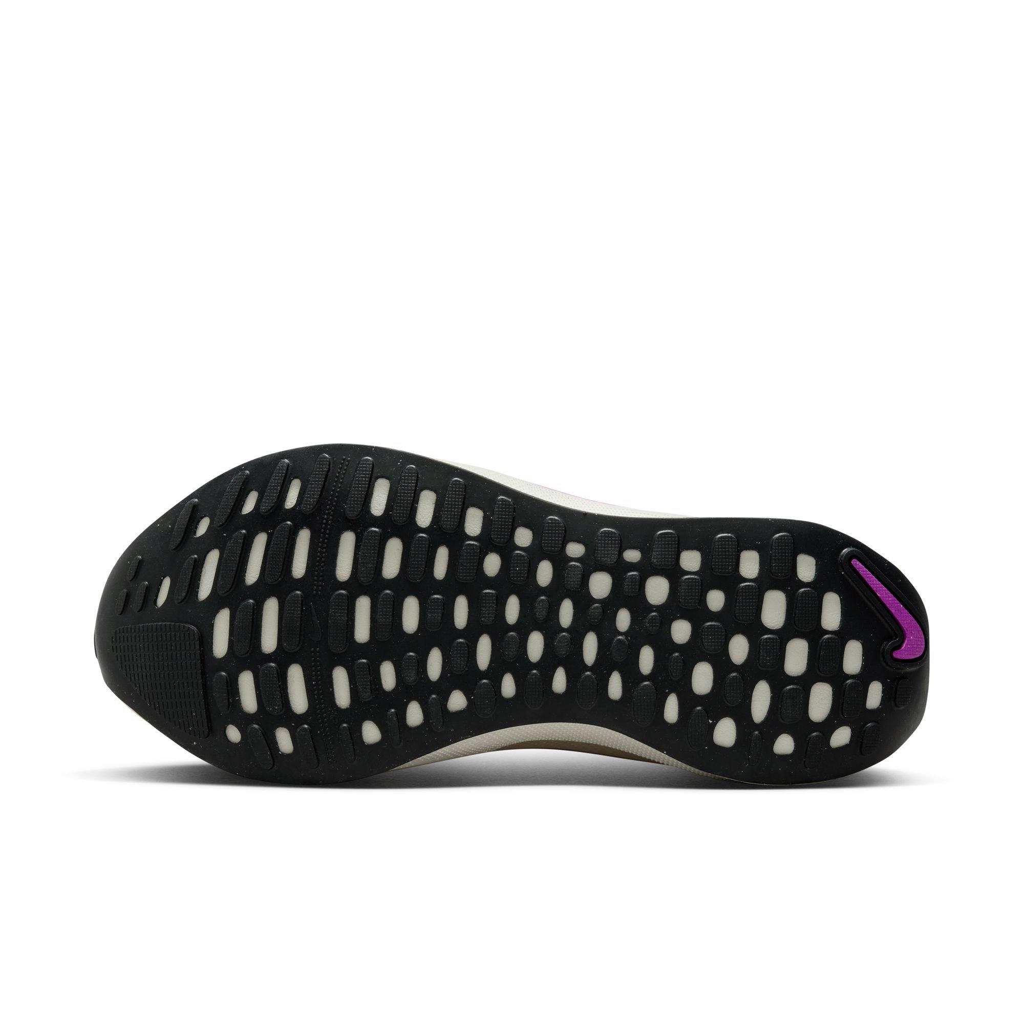 Women's React Infinity Run Flyknit 4 Running Shoes
