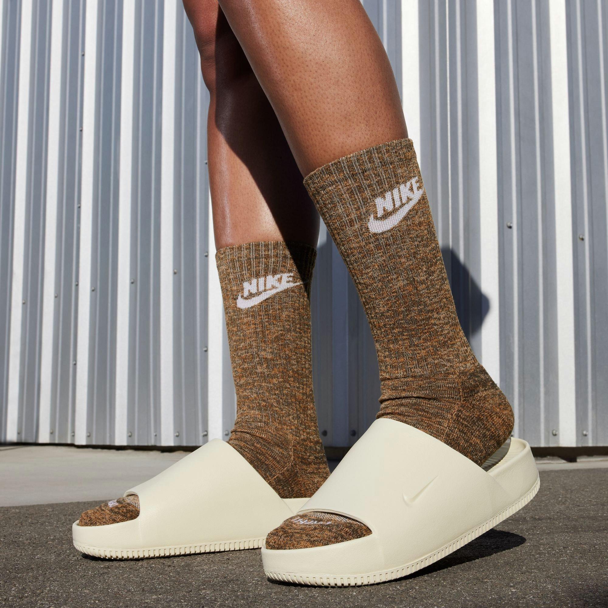 Women's Calm Slides