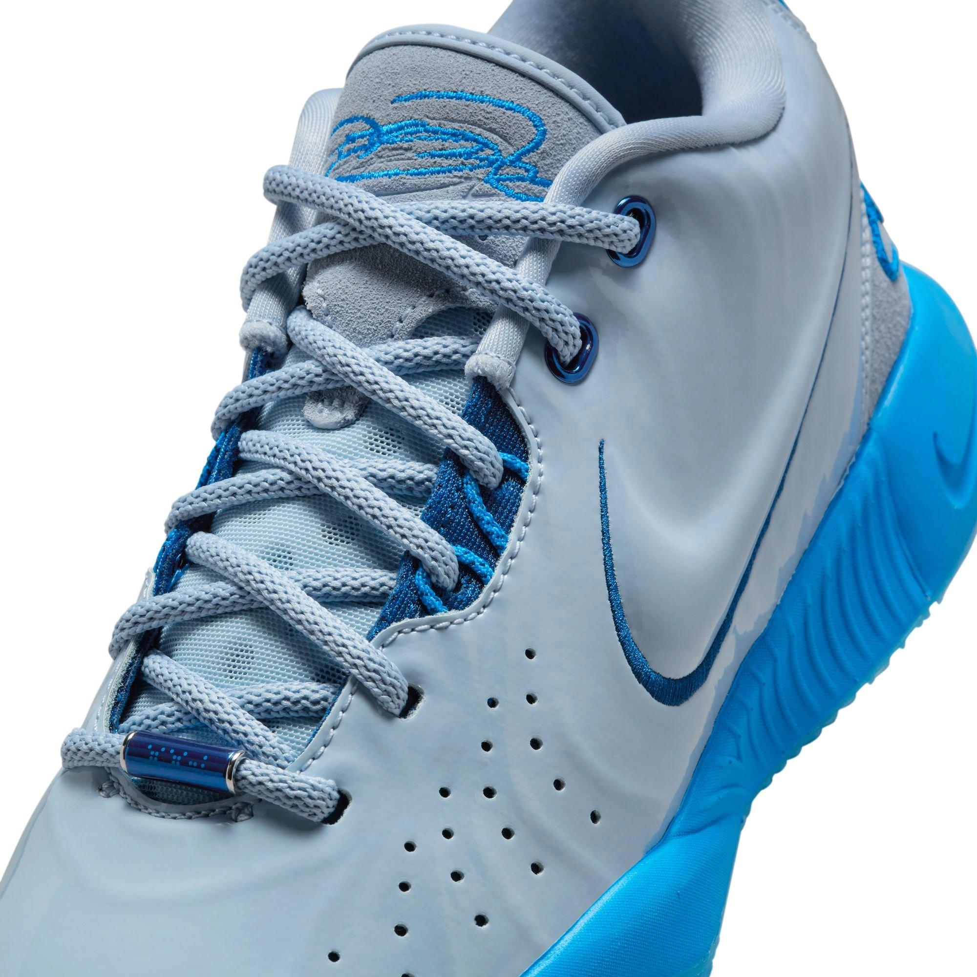 Nike Junior s LeBron XXI Basketball Shoes Light Blue Size 6