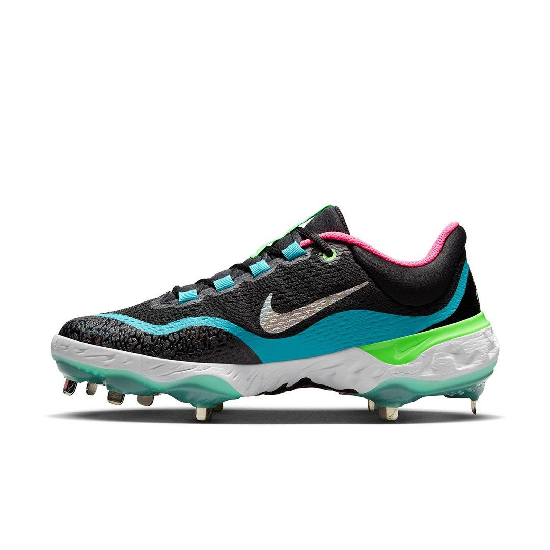 Men s Alpha Huarache Elite 4 Low Baseball Cleats Superior Traction and Comfort for Peak Performance. Available at Team Town Sports