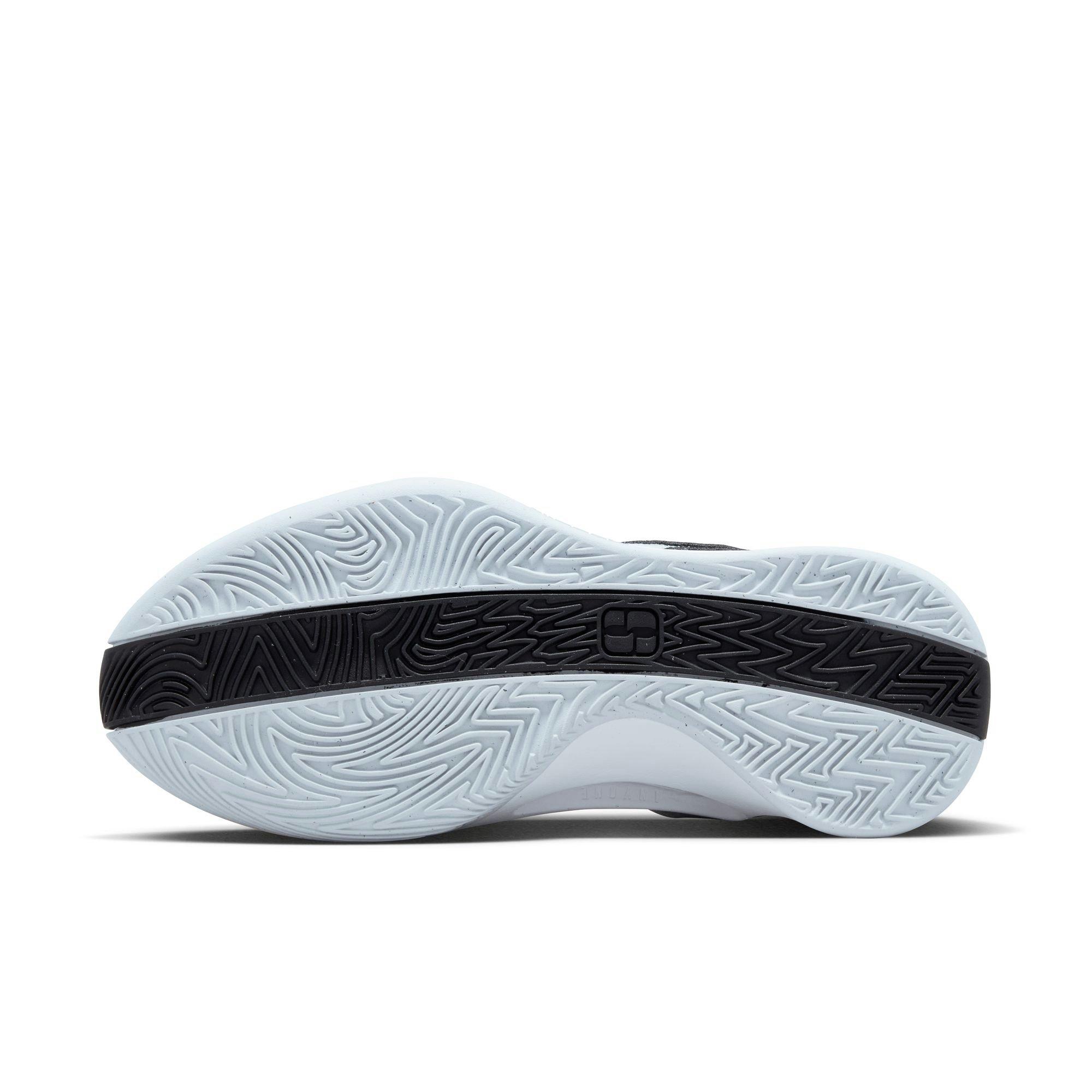 Women's Sabrina 1 Magnetic Basketball Shoes