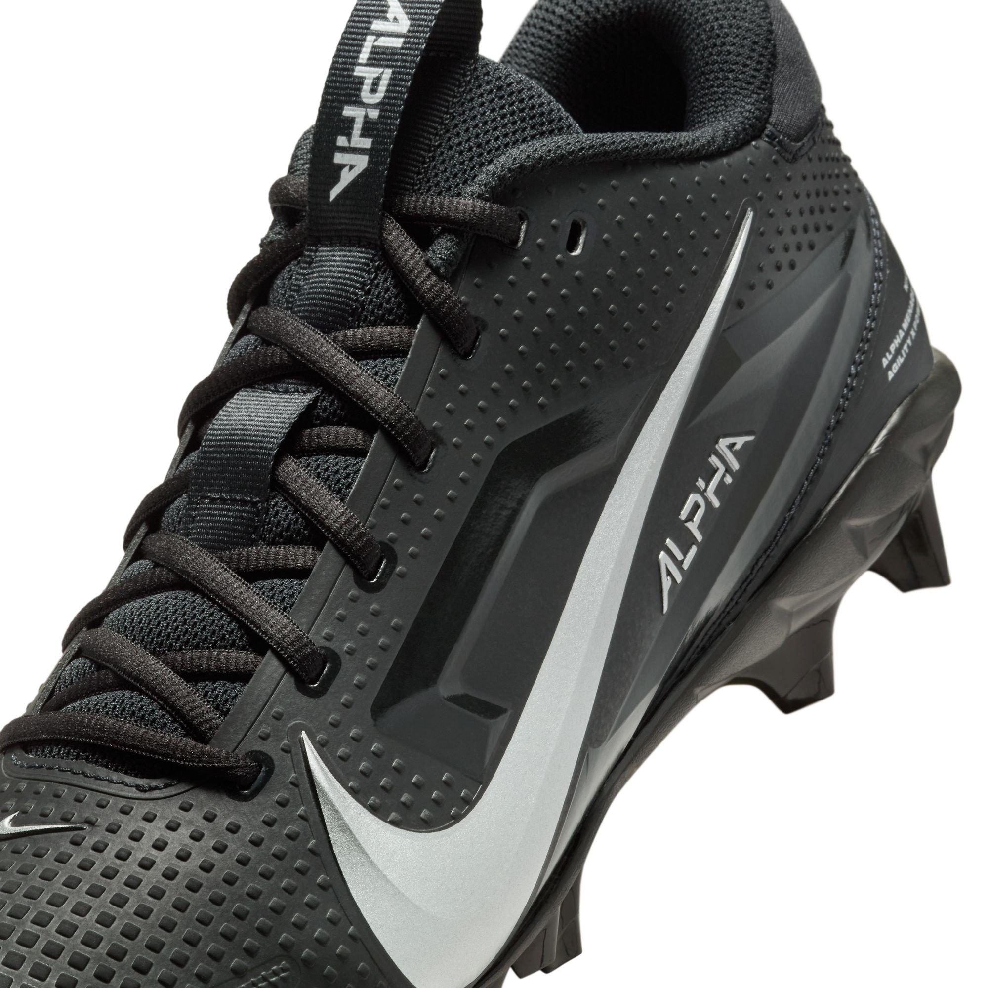 Men's Alpha Menace 4 Varsity Football Cleats