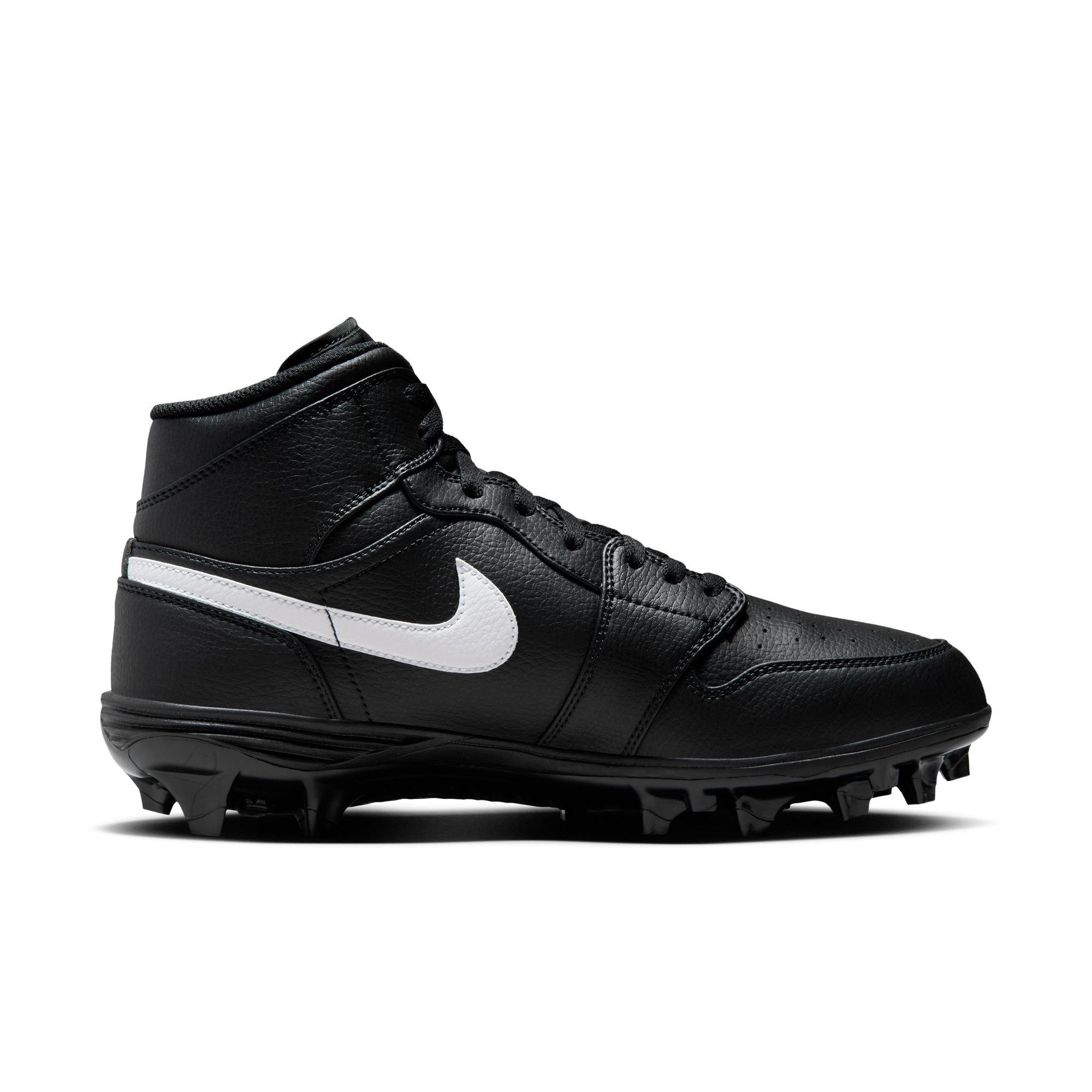 Men s 1 Mid TD Football Cleat