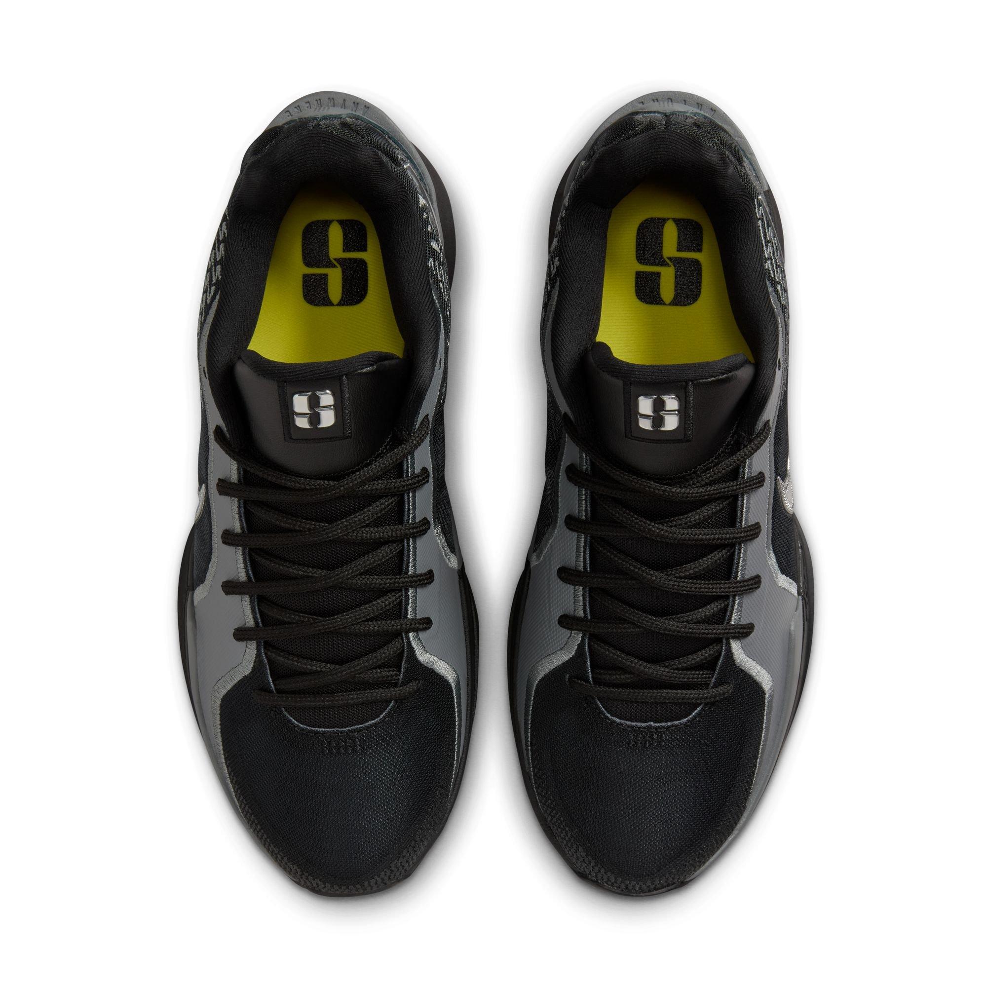 Women's Sabrina 2 Basketball Shoes