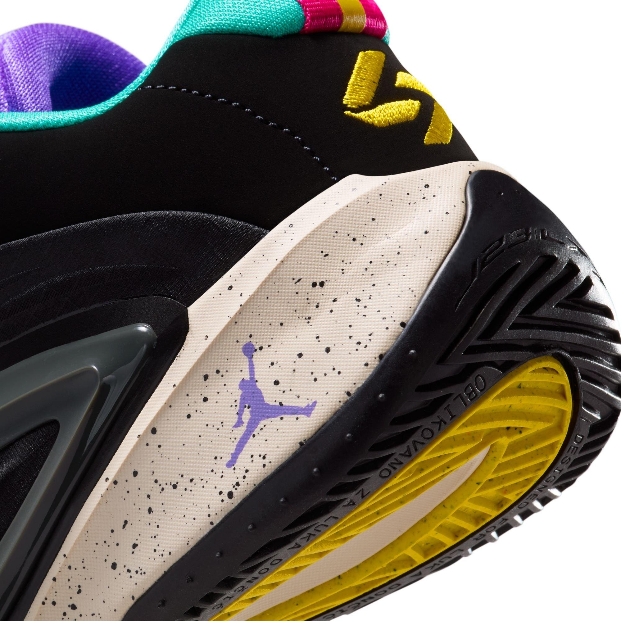 Kids' Grade School Luka 3 Basketball Shoes