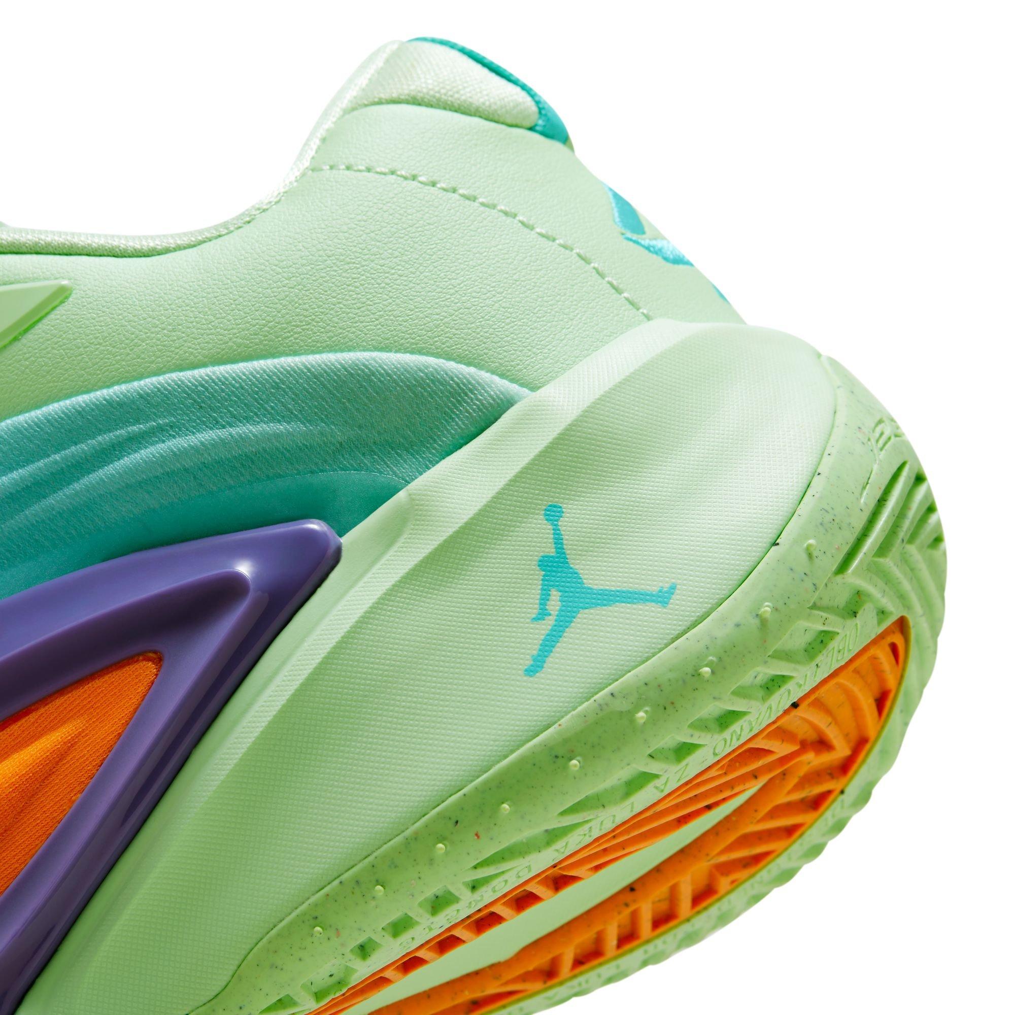 Kids' Grade School Luka 3 Basketball Shoes