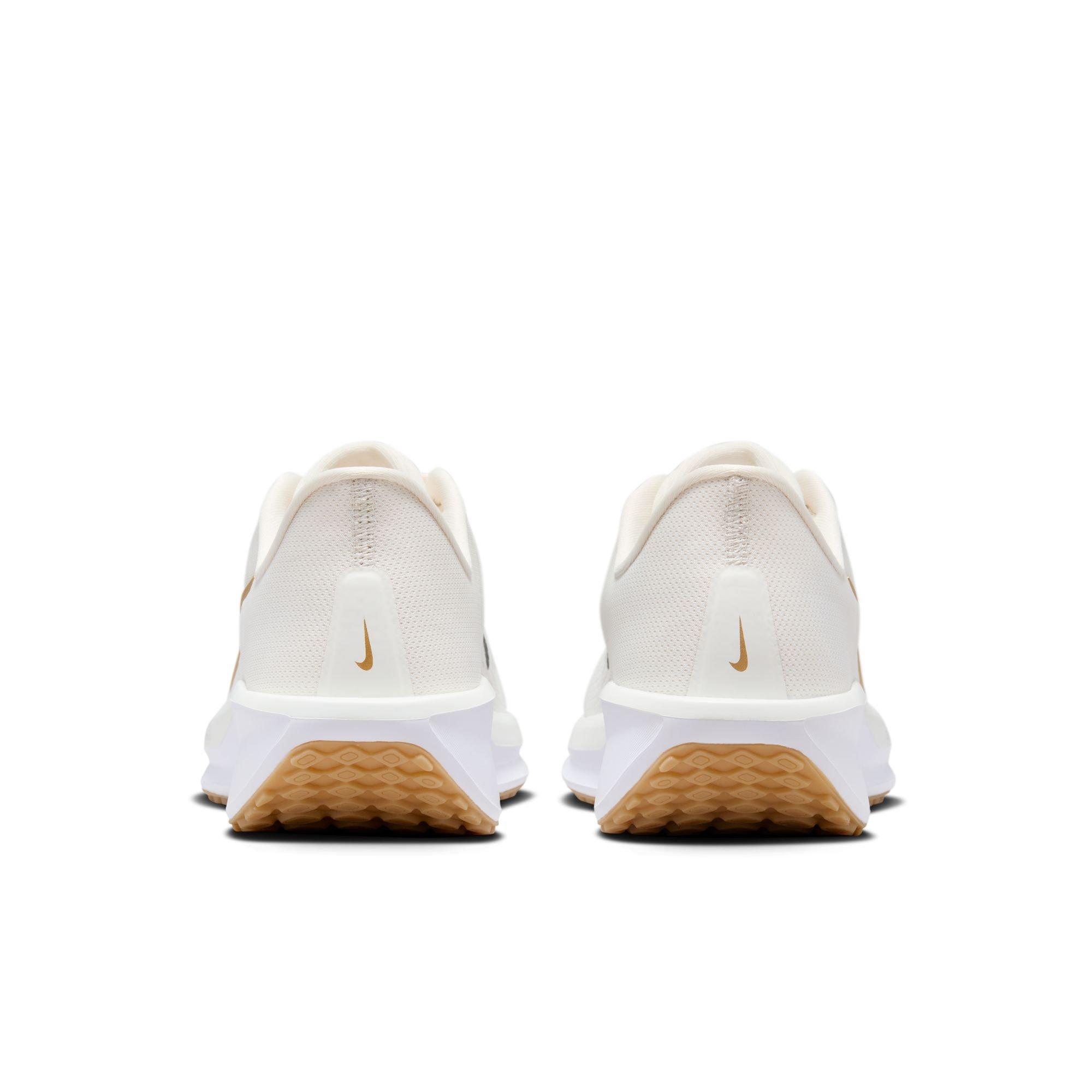Women's Quest 6 Road Running Shoes