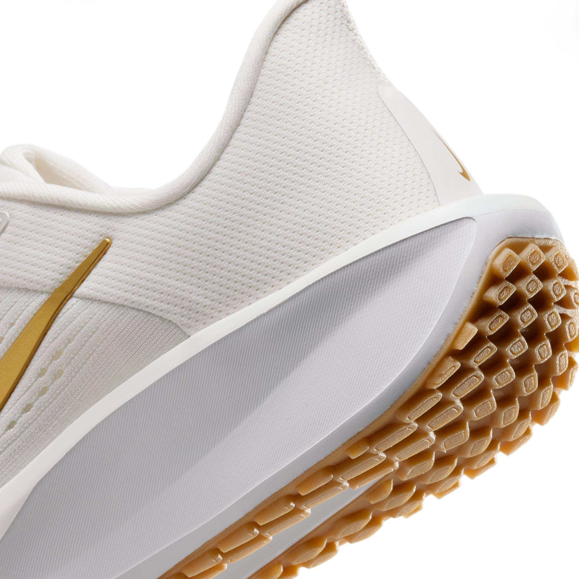 Women's Quest 6 Road Running Shoes