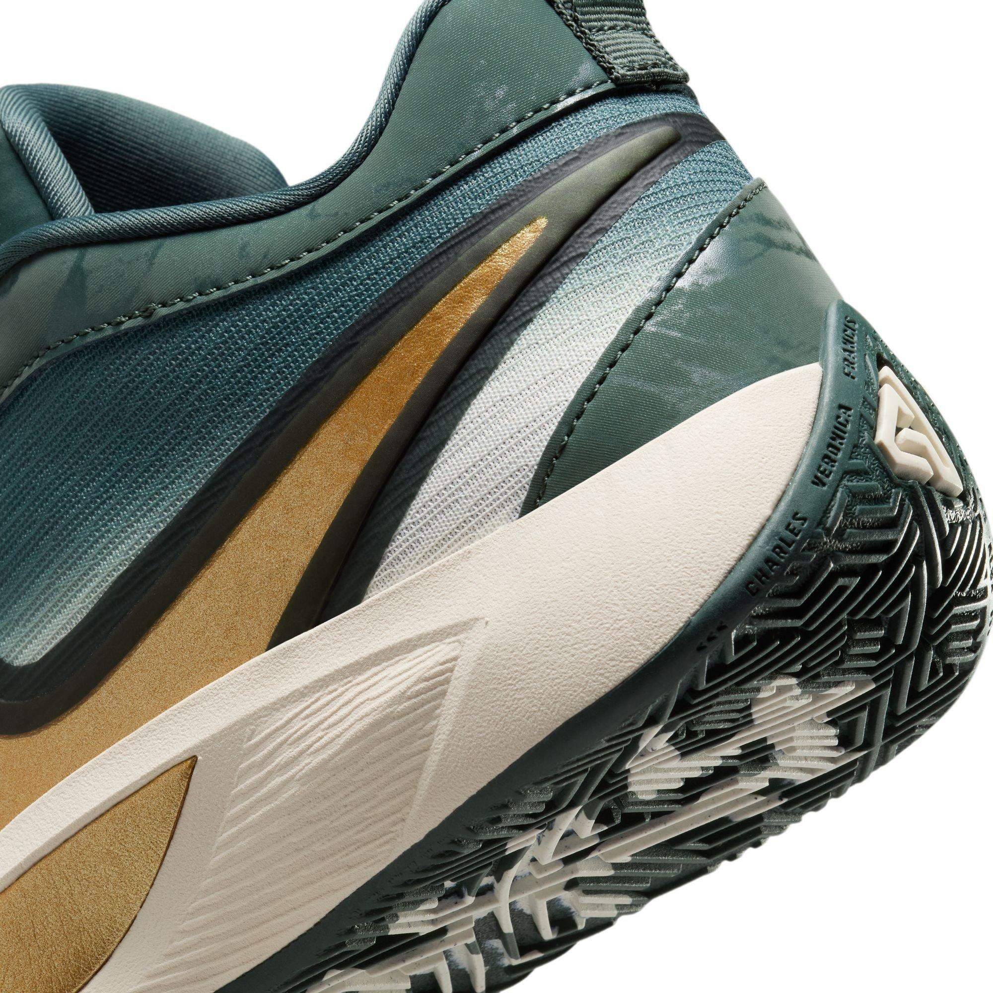 Kids' Grade School Giannis Freak 6 Basketball Shoes