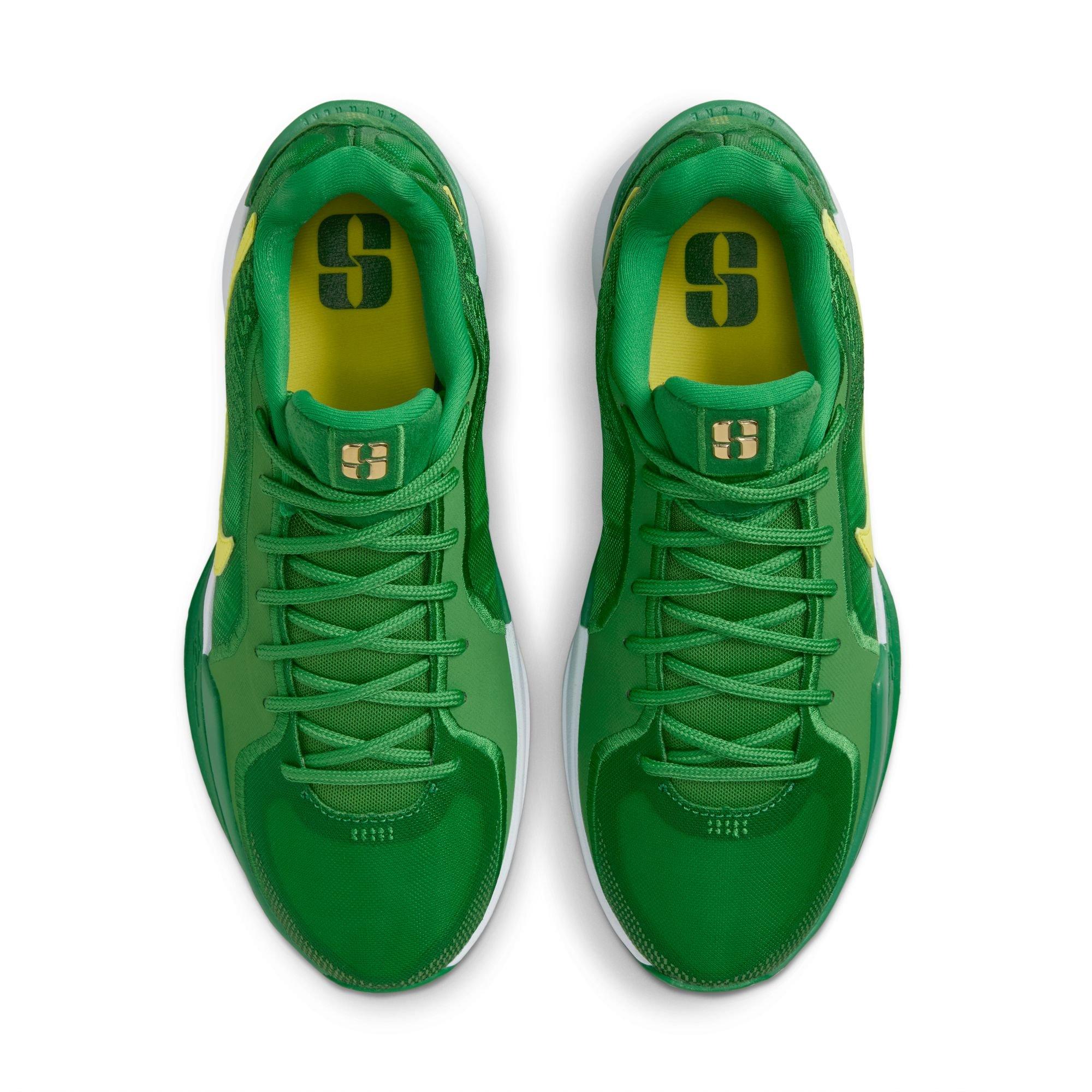 Women's Sabrina 2 Oregon Basketball Shoes