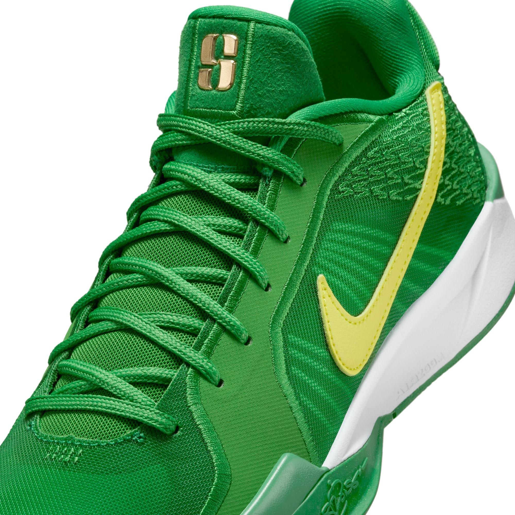 Women's Sabrina 2 Oregon Basketball Shoes