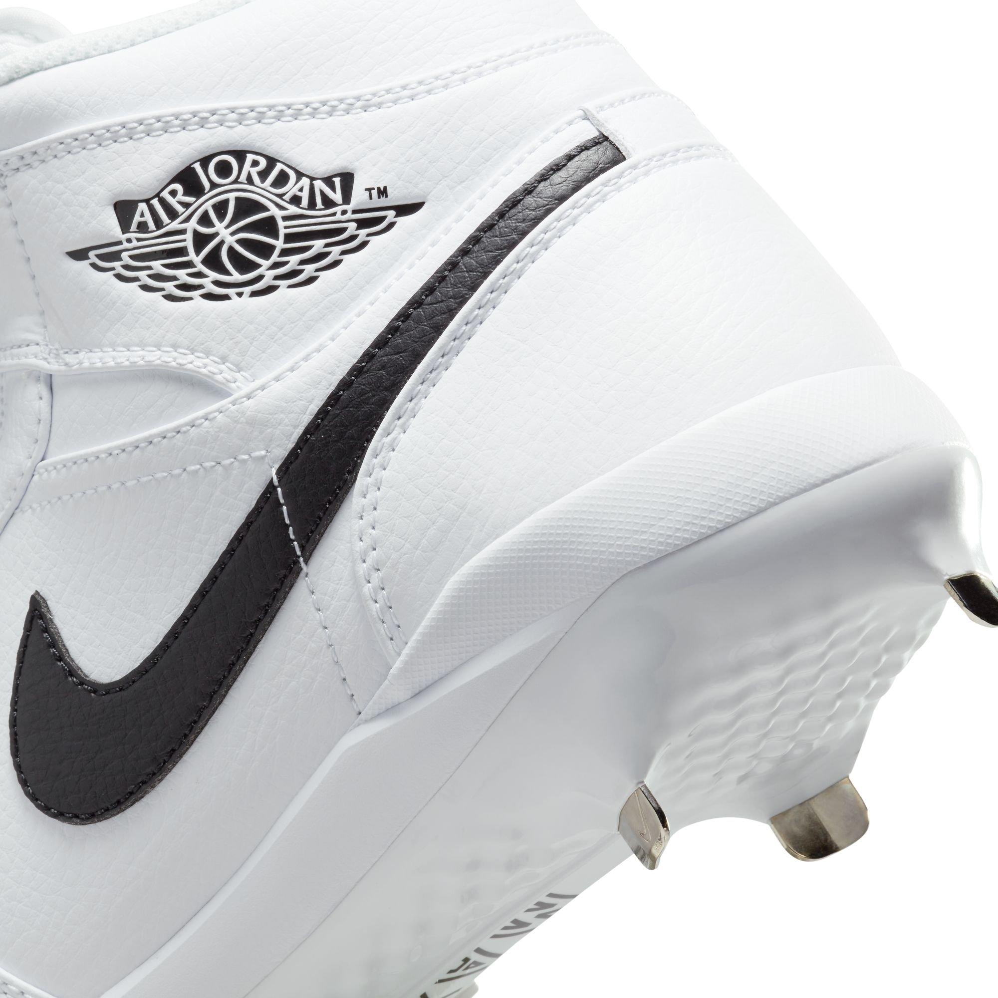 Men's Jordan 1 Retro Metal Baseball Cleats