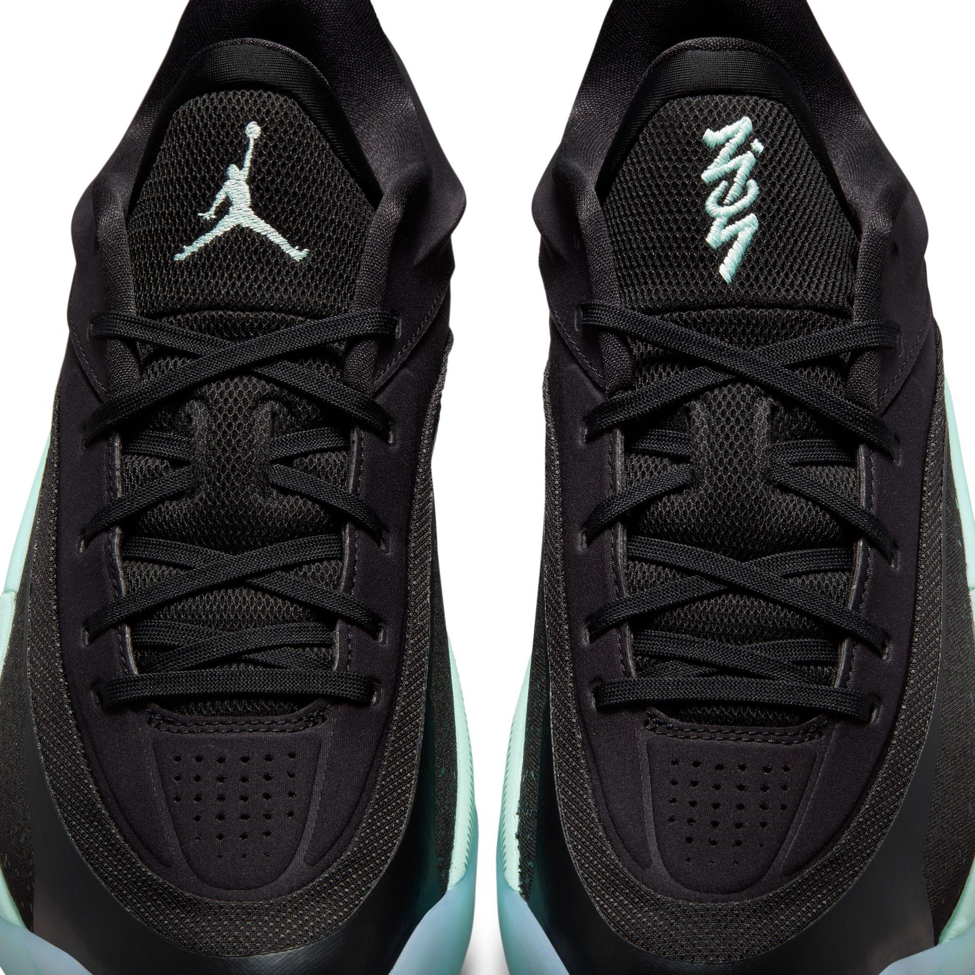 Men's Zion 4 Basketball Shoes