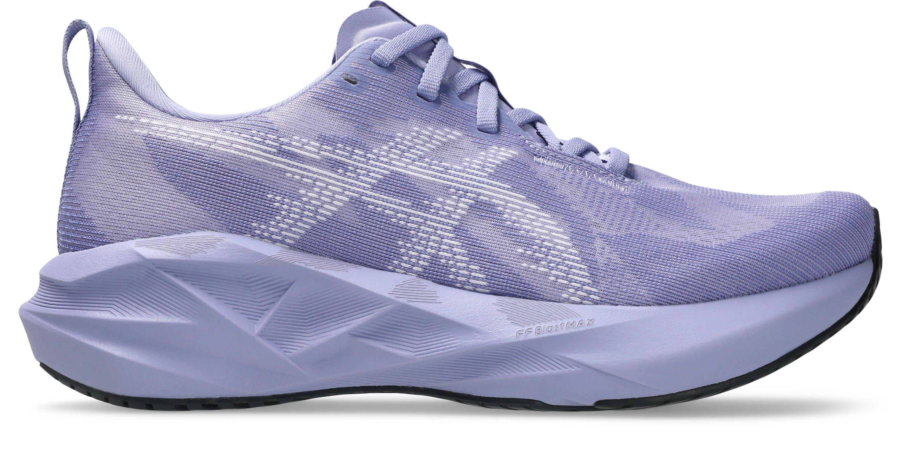 Women's Novablast 5 Running Shoes