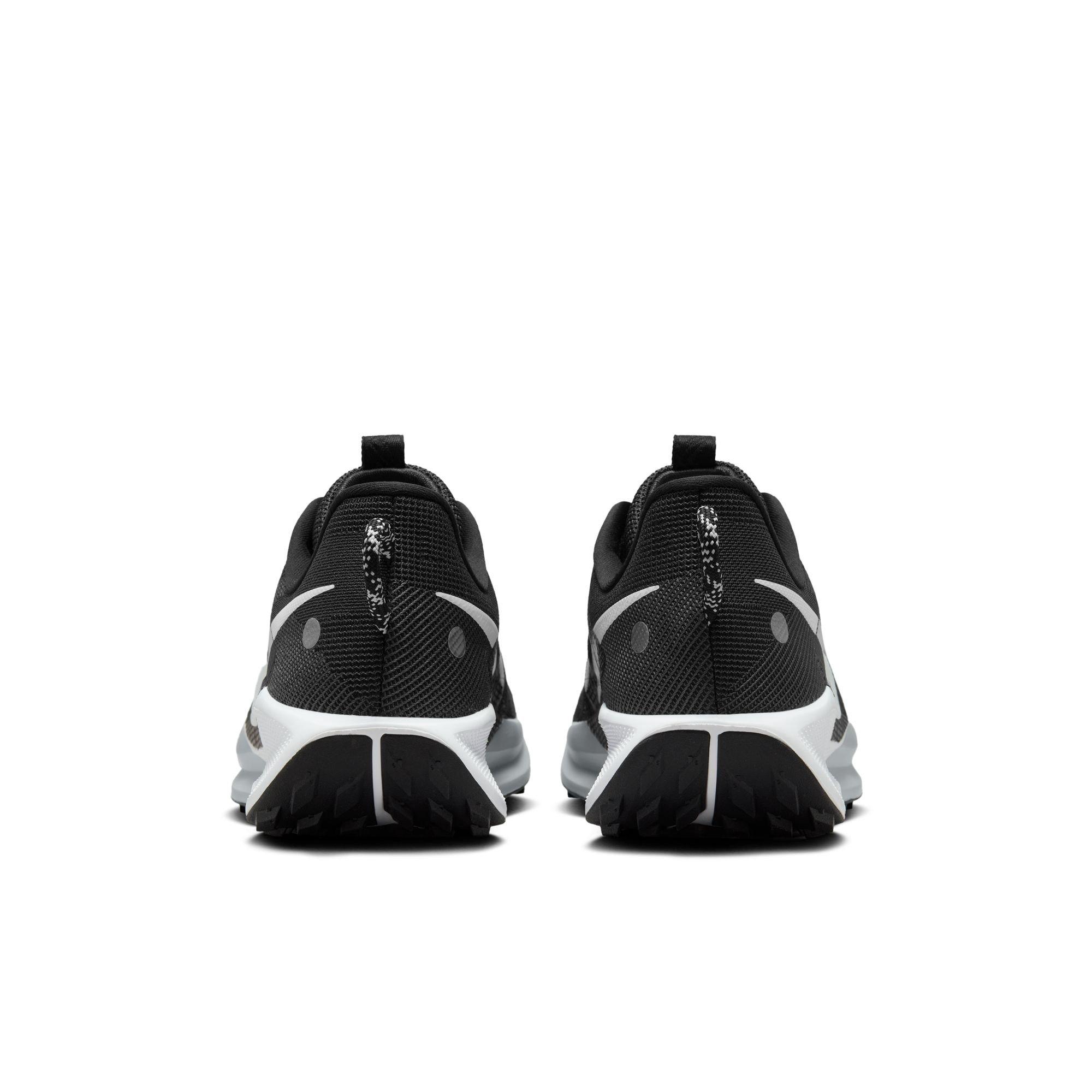 Men's Pegasus Trail 5 Running Shoes