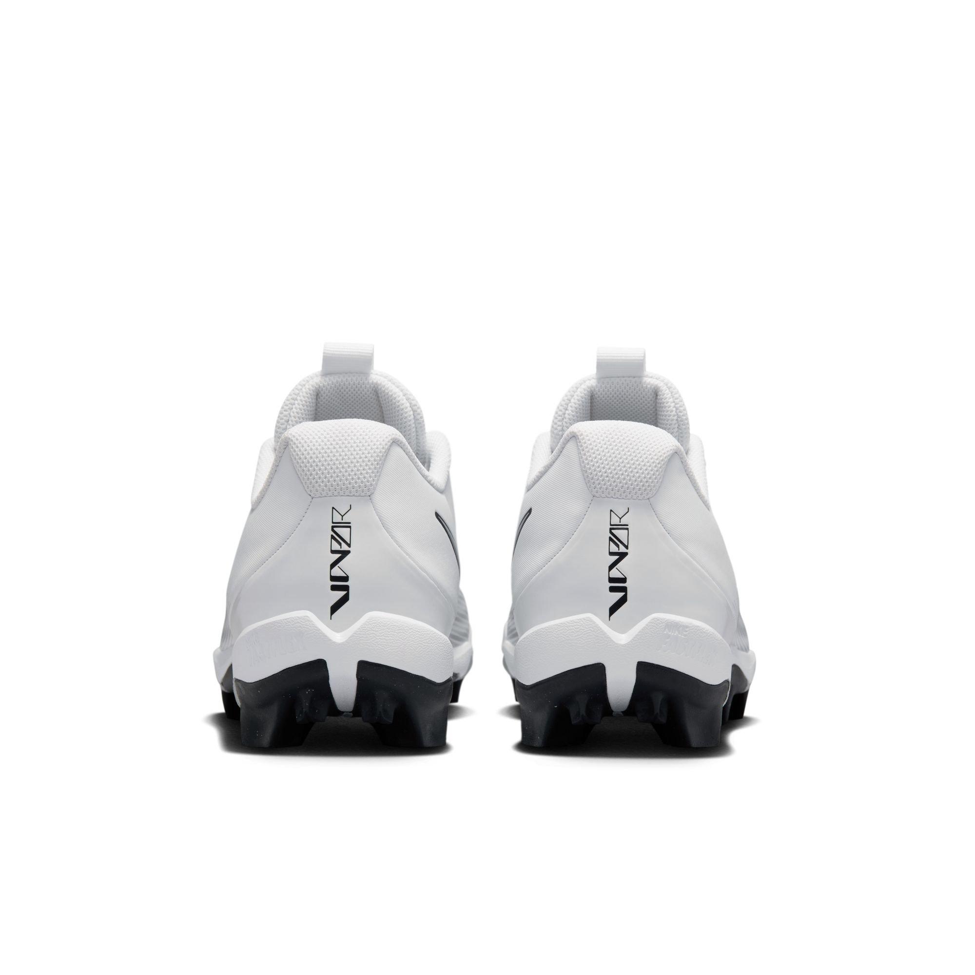 Men's Vapor Shark 3 Football Cleats