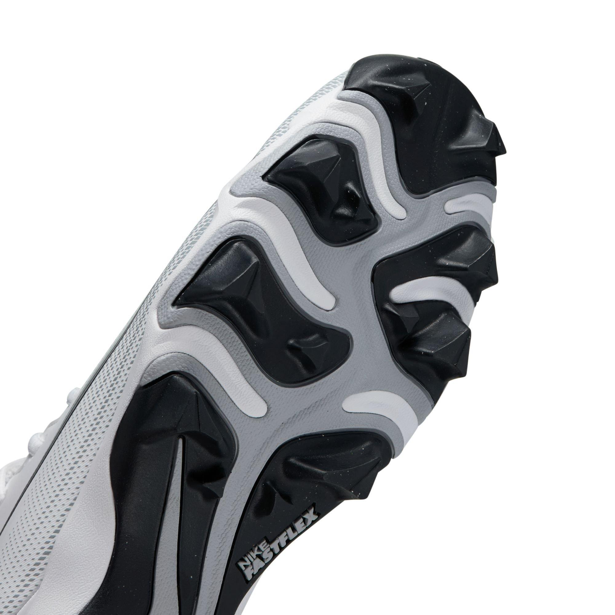 Men's Vapor Shark 3 Football Cleats
