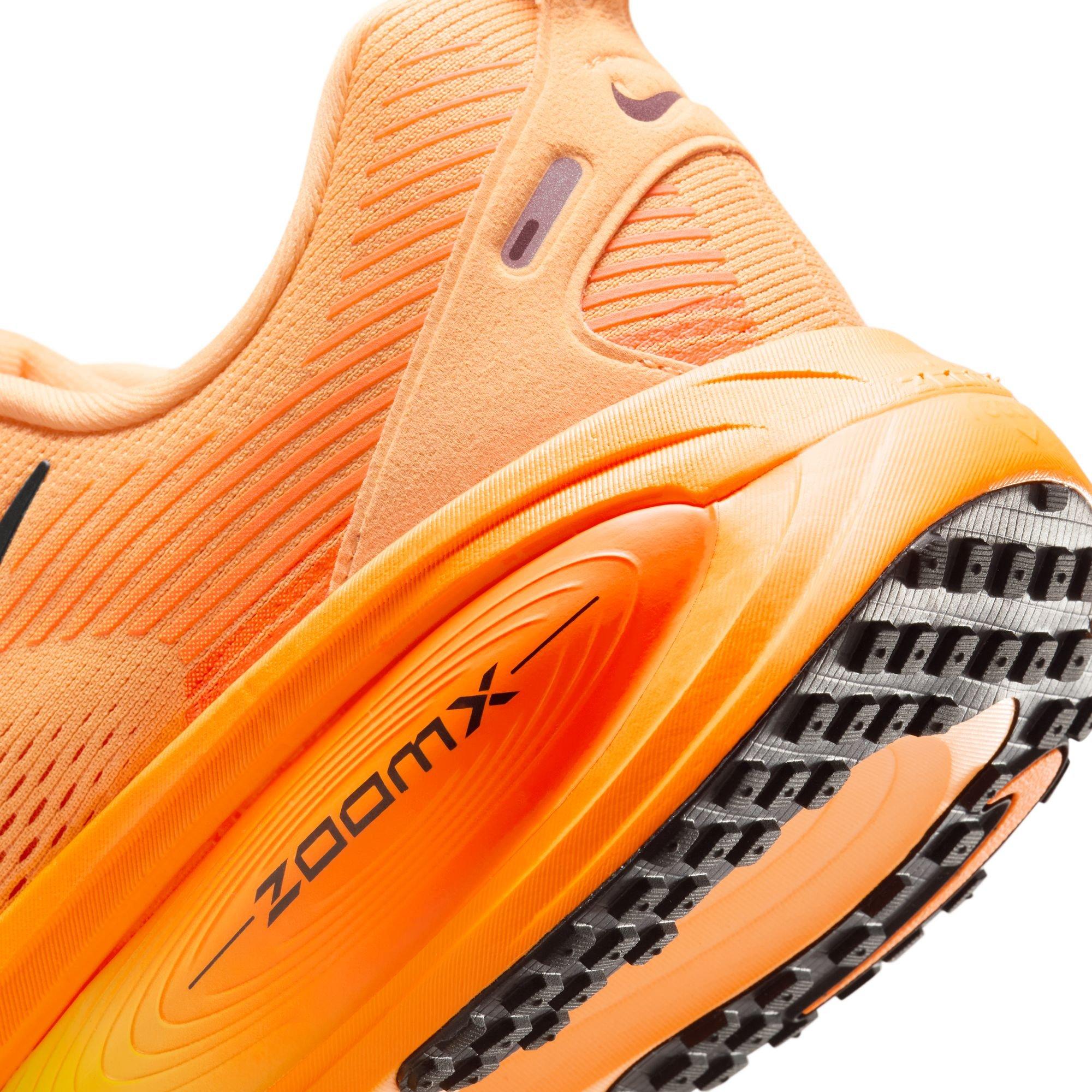 Men's Vomero 18 Road Running Shoes