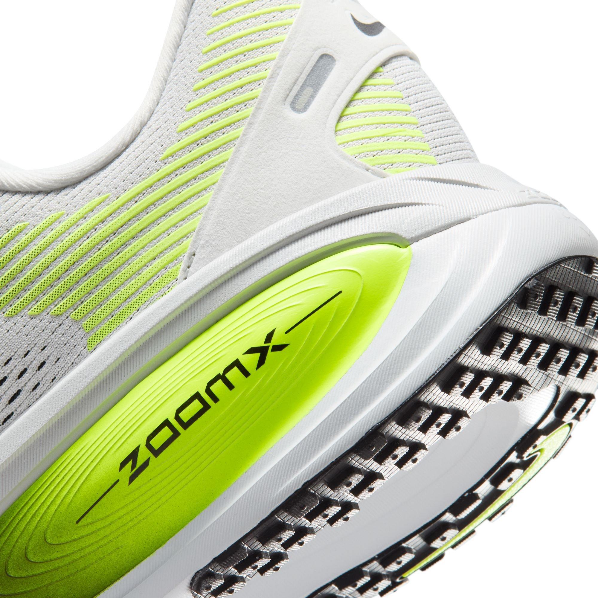 Men's Vomero 18 Road Running Shoes