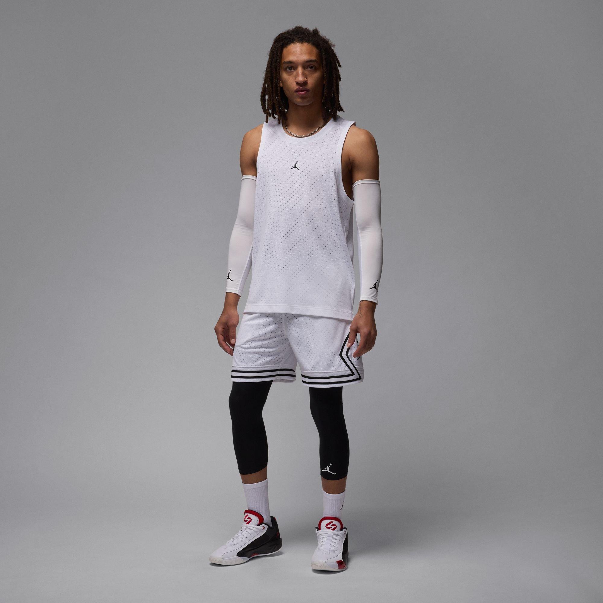 Men's Luka .77 Basketball Shoes