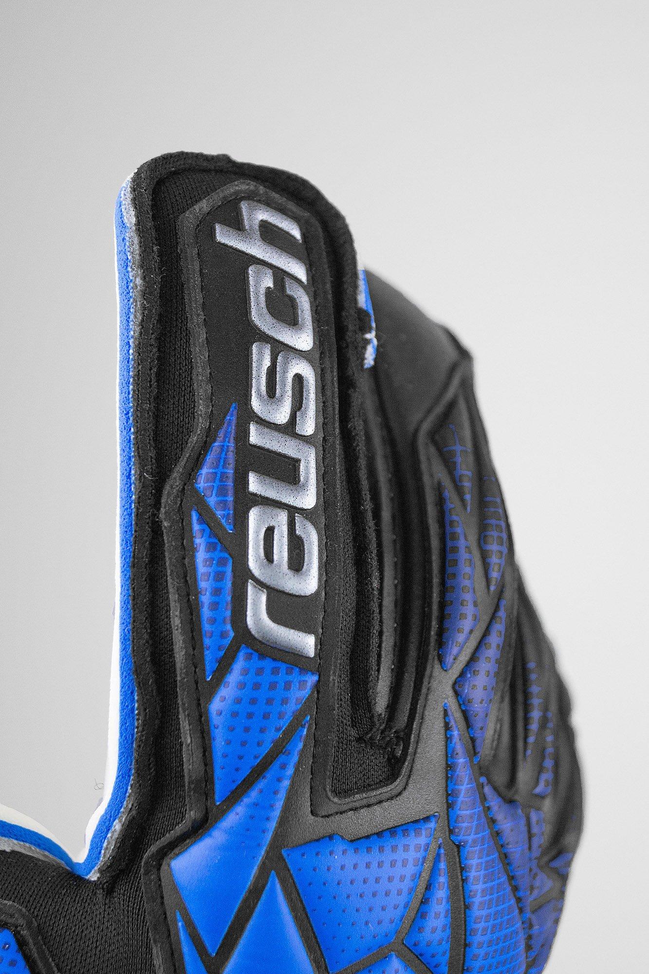 Senior Attrakt Grip Goalkeeper Gloves