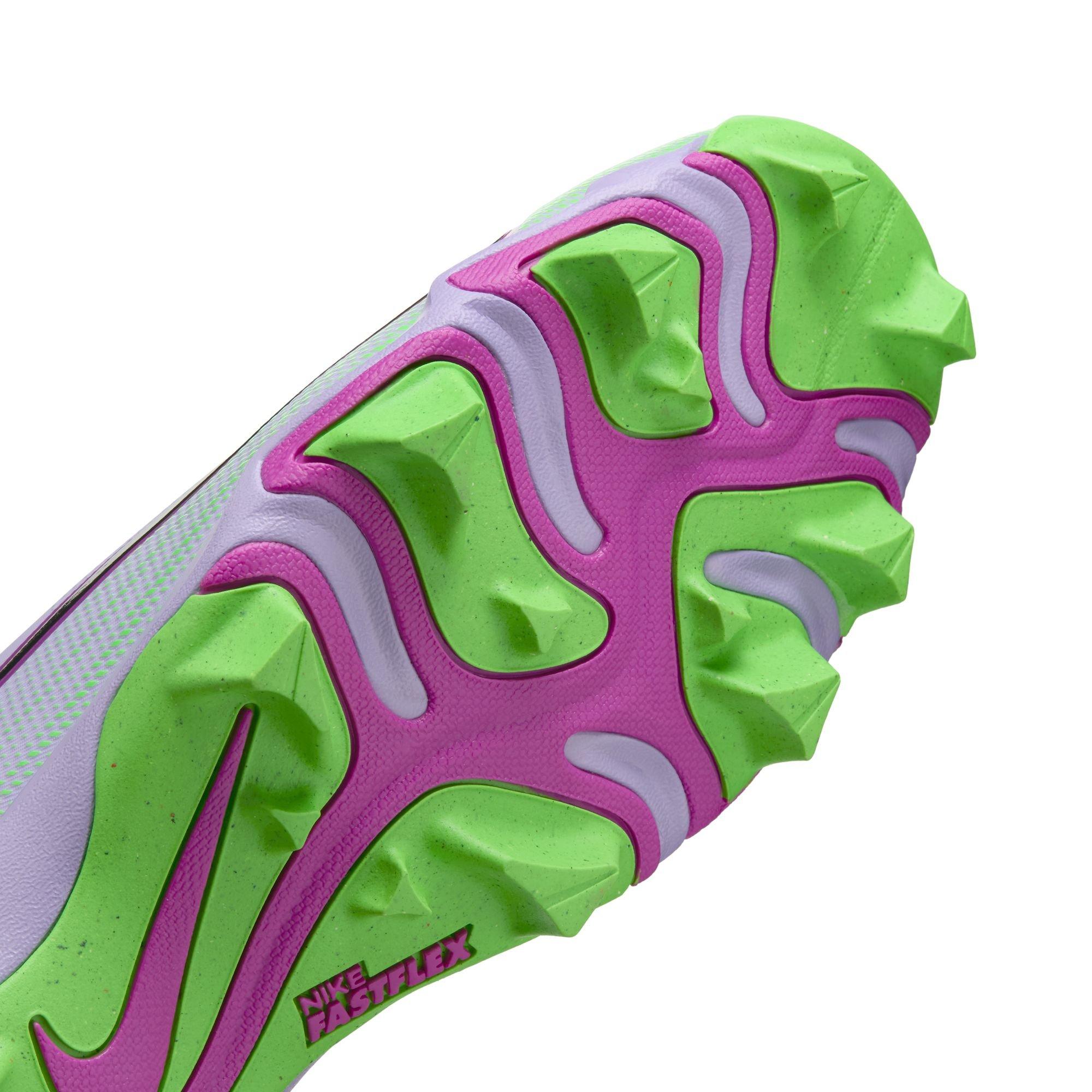 Men's Vapor Shark 3 Low-Top Football Cleats