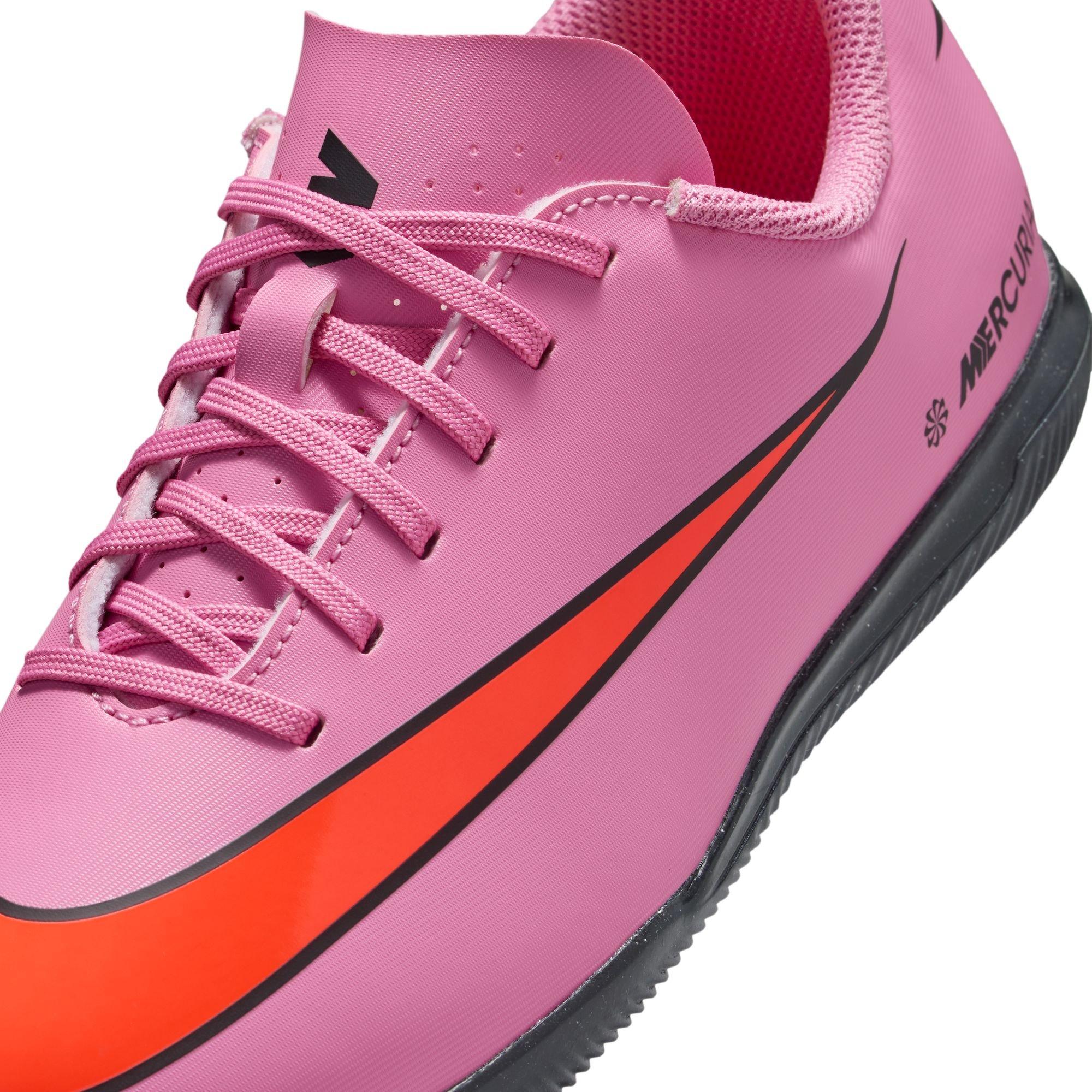 Kids' Grade School Mercurial Vapor 16 Club Low-Top Indoor Soccer Shoes