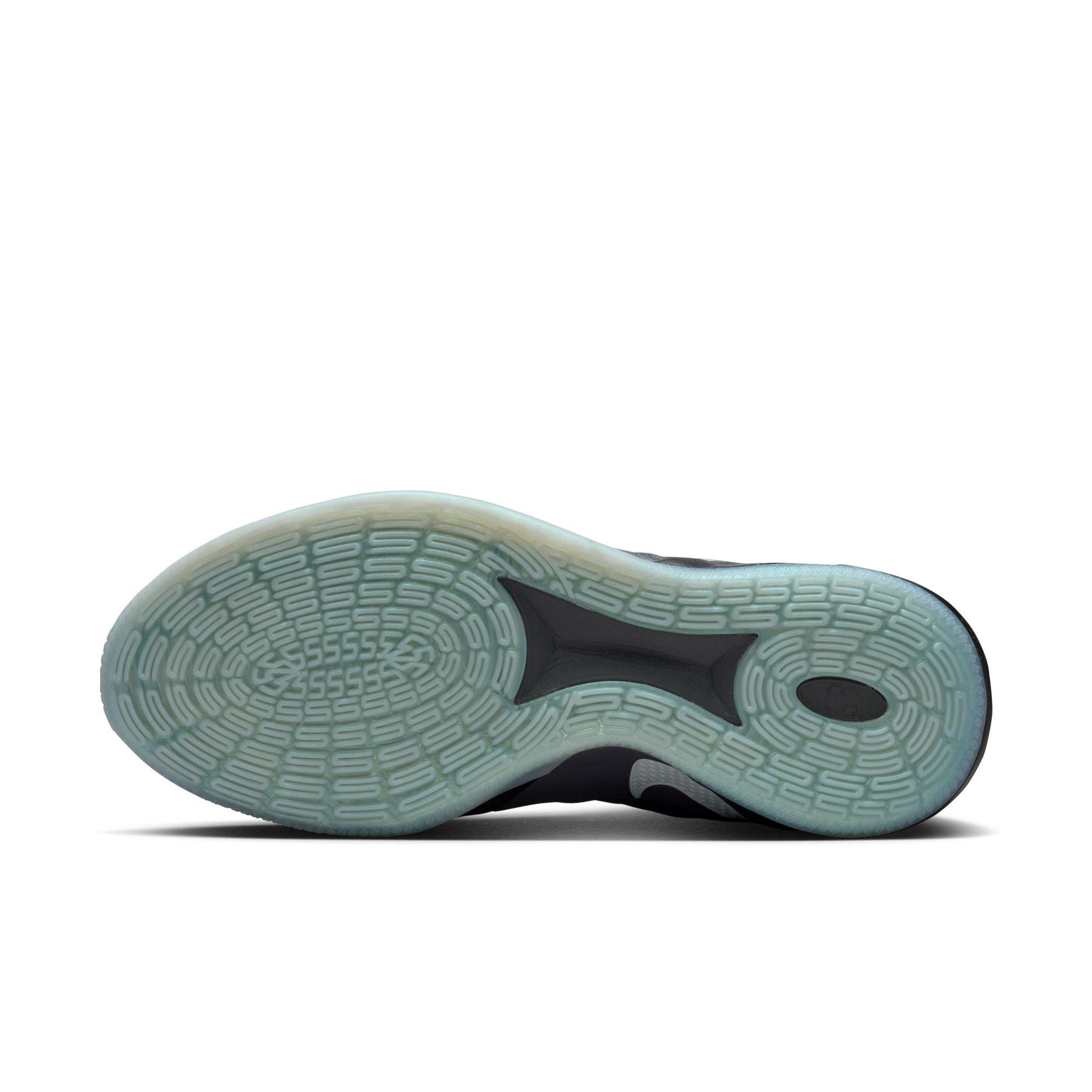 Women's Sabrina 3 Low Basketball Shoes