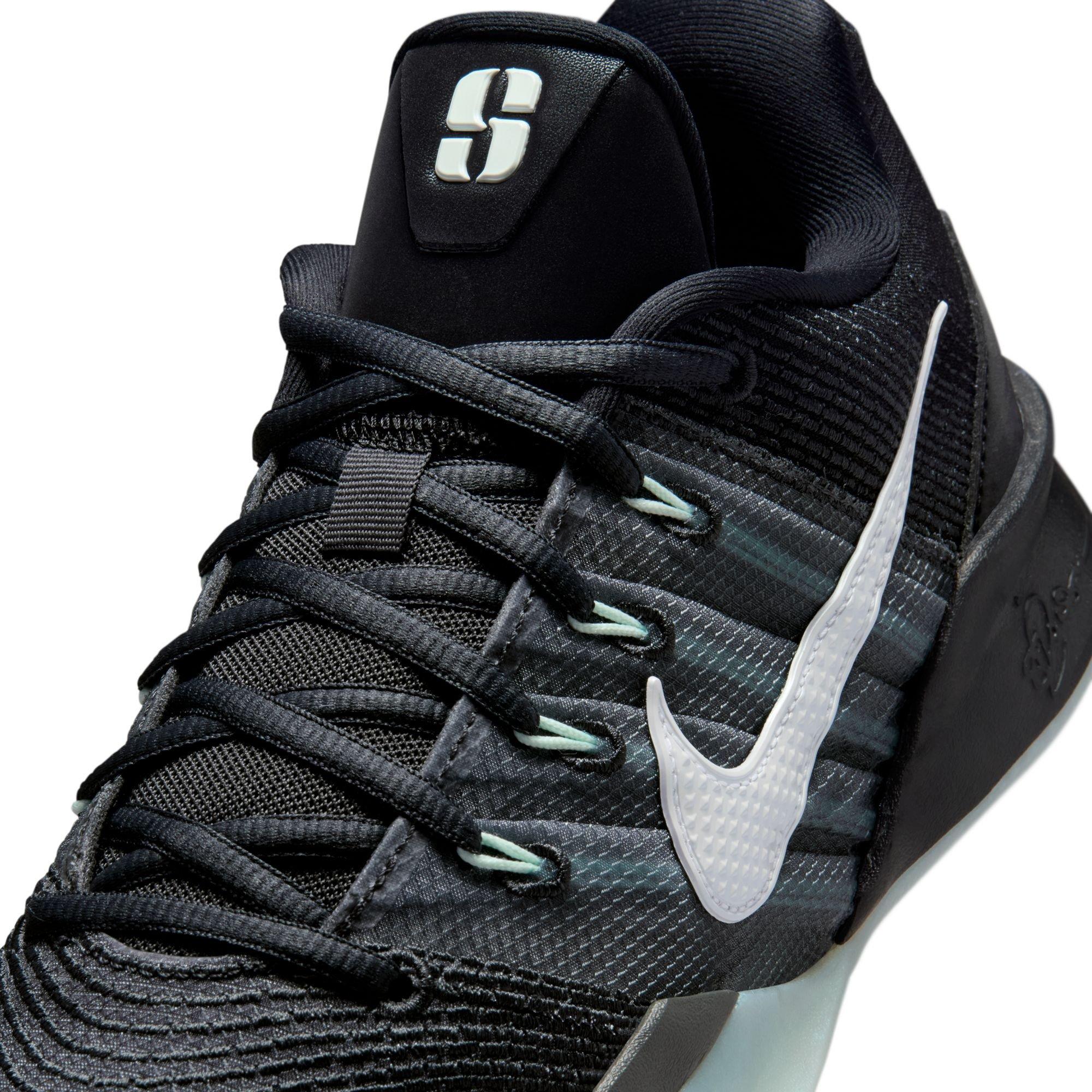 Women's Sabrina 3 Low Basketball Shoes