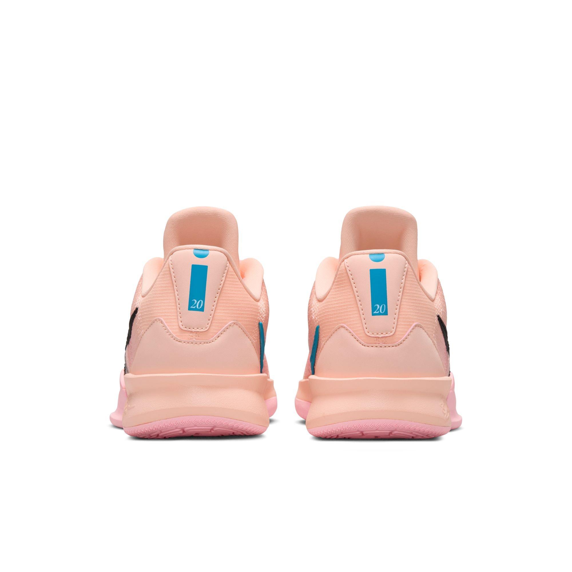 Women's Sabrina 3 Low Basketball Shoes