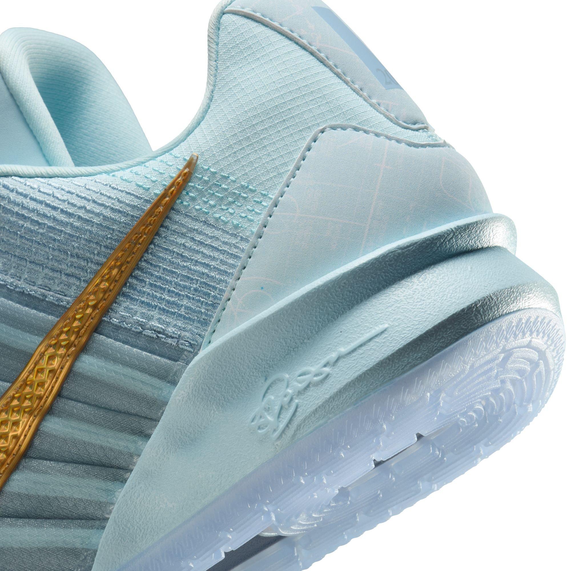 Women's Sabrina 3 Low Basketball Shoes