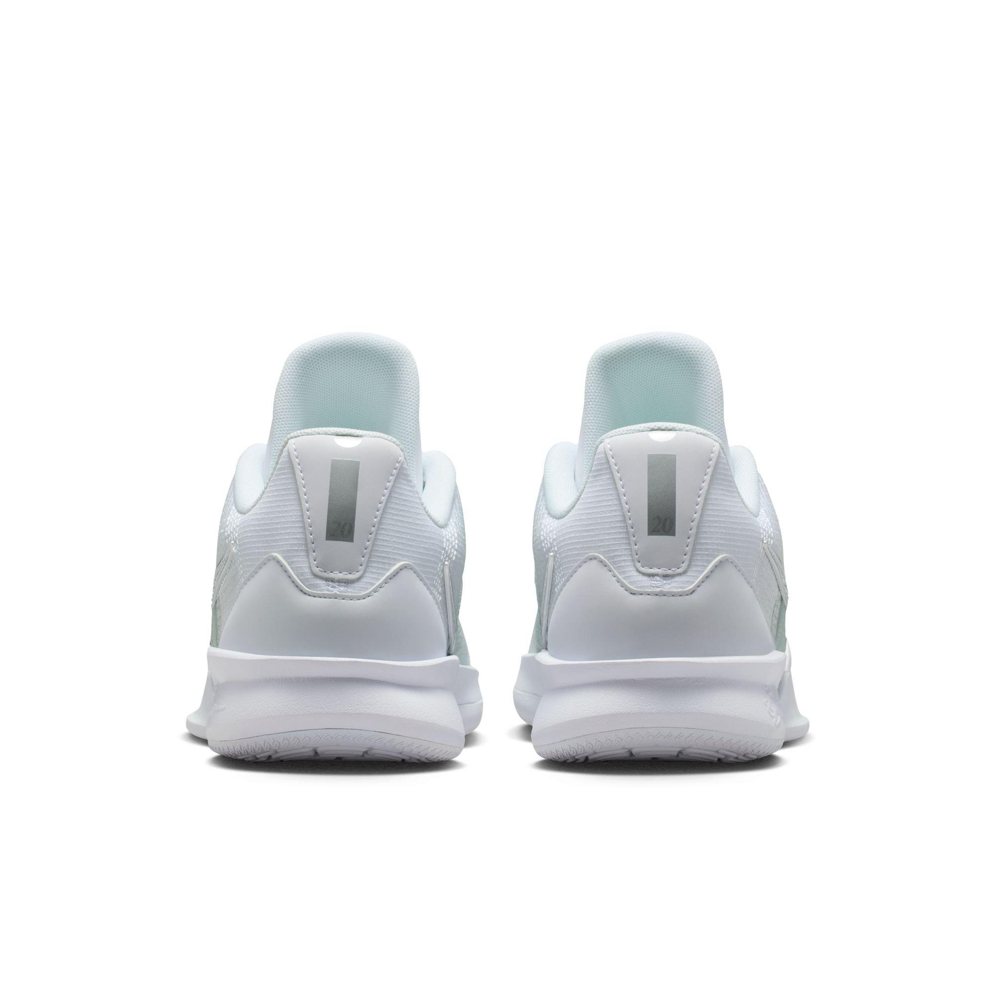 Women's Sabrina 3 Low Basketball Shoes