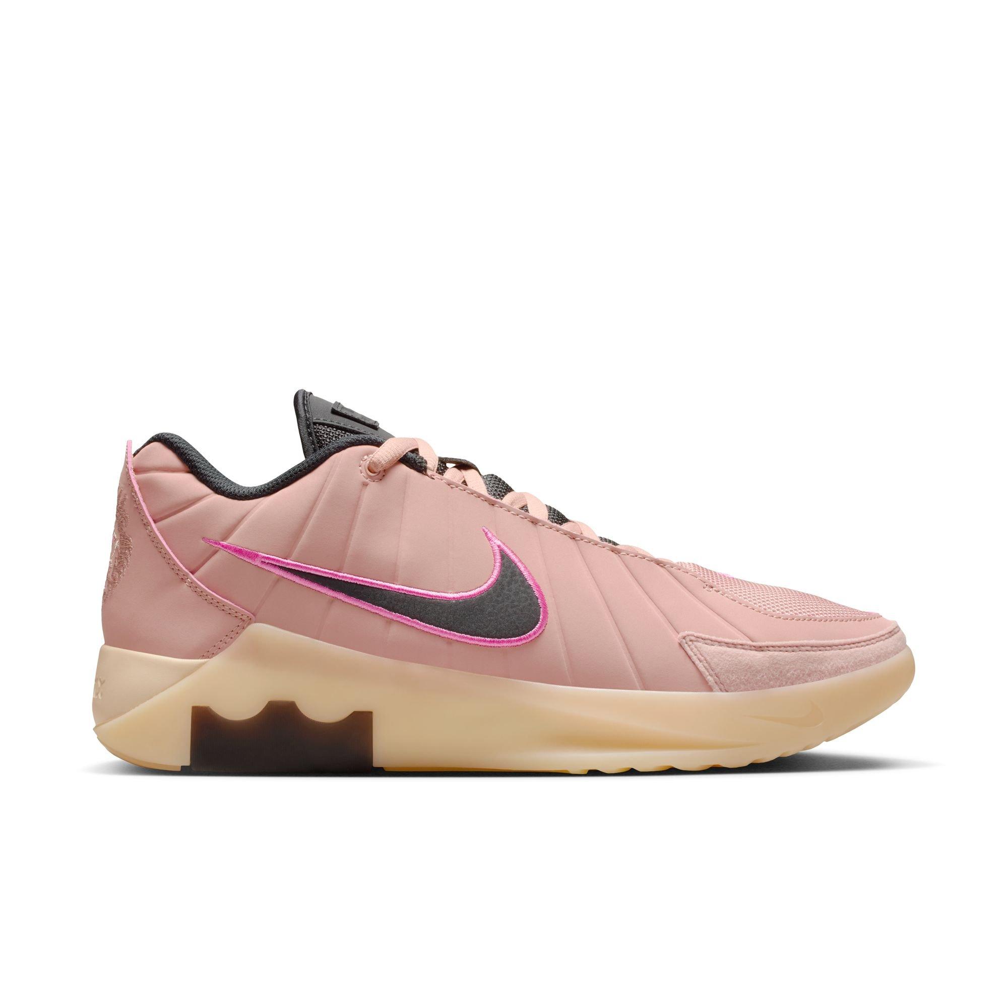 Men's LeBron Witness IX Mid Basketball Shoes