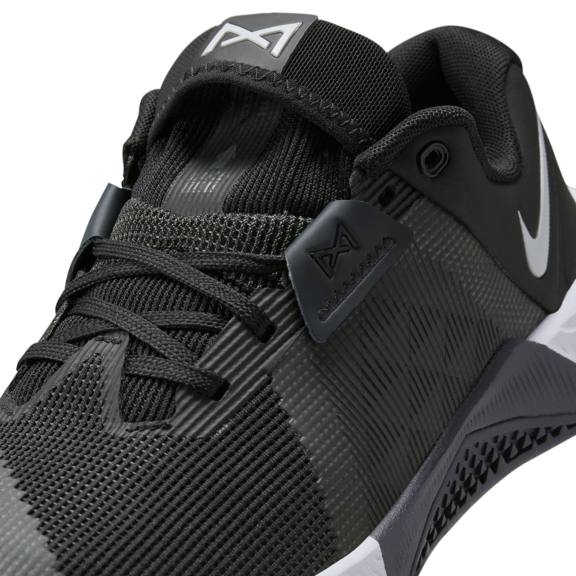 Women's Metcon 10 Training Shoes