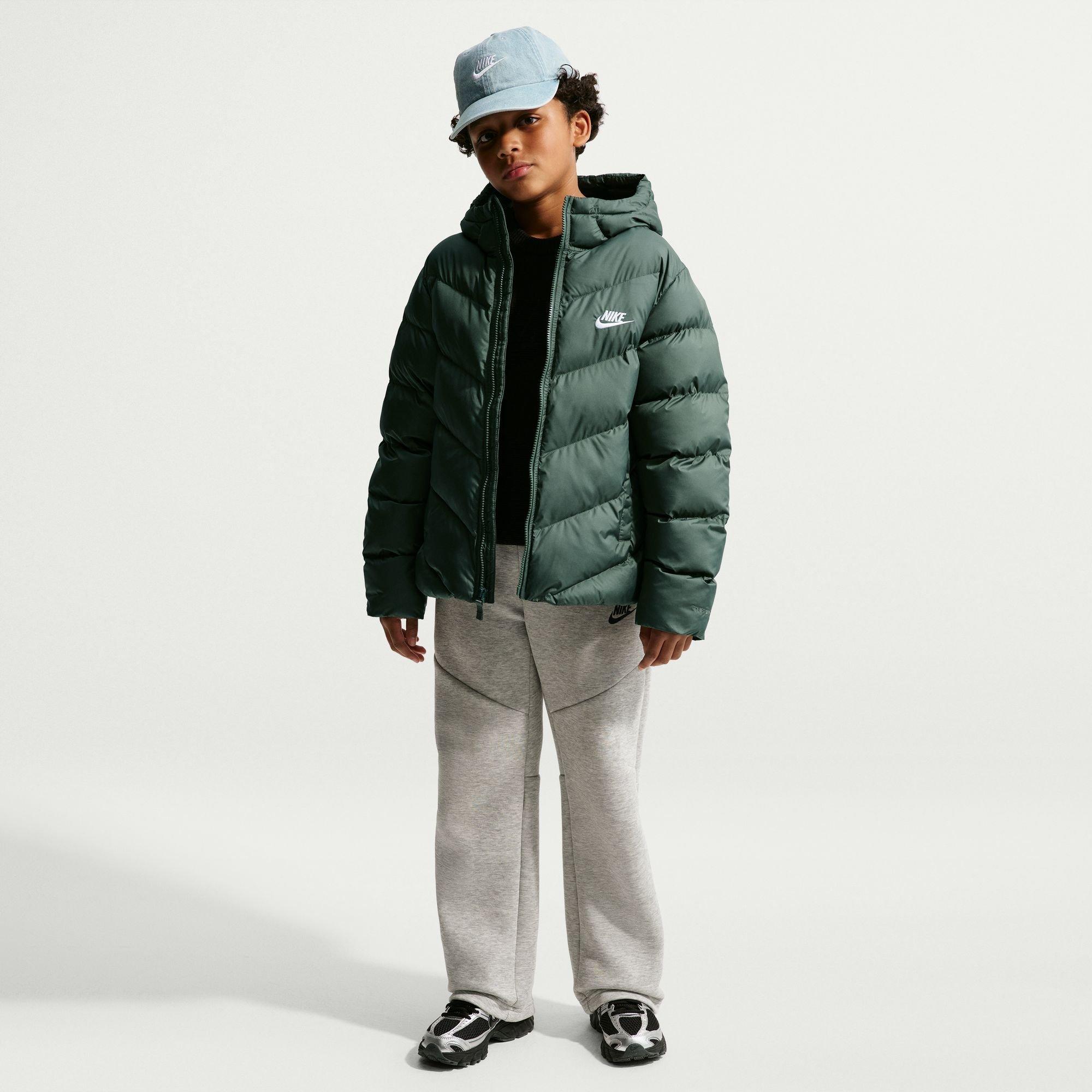 Kids' Sportswear Therma-FIT All Day Play Puffer Jacket