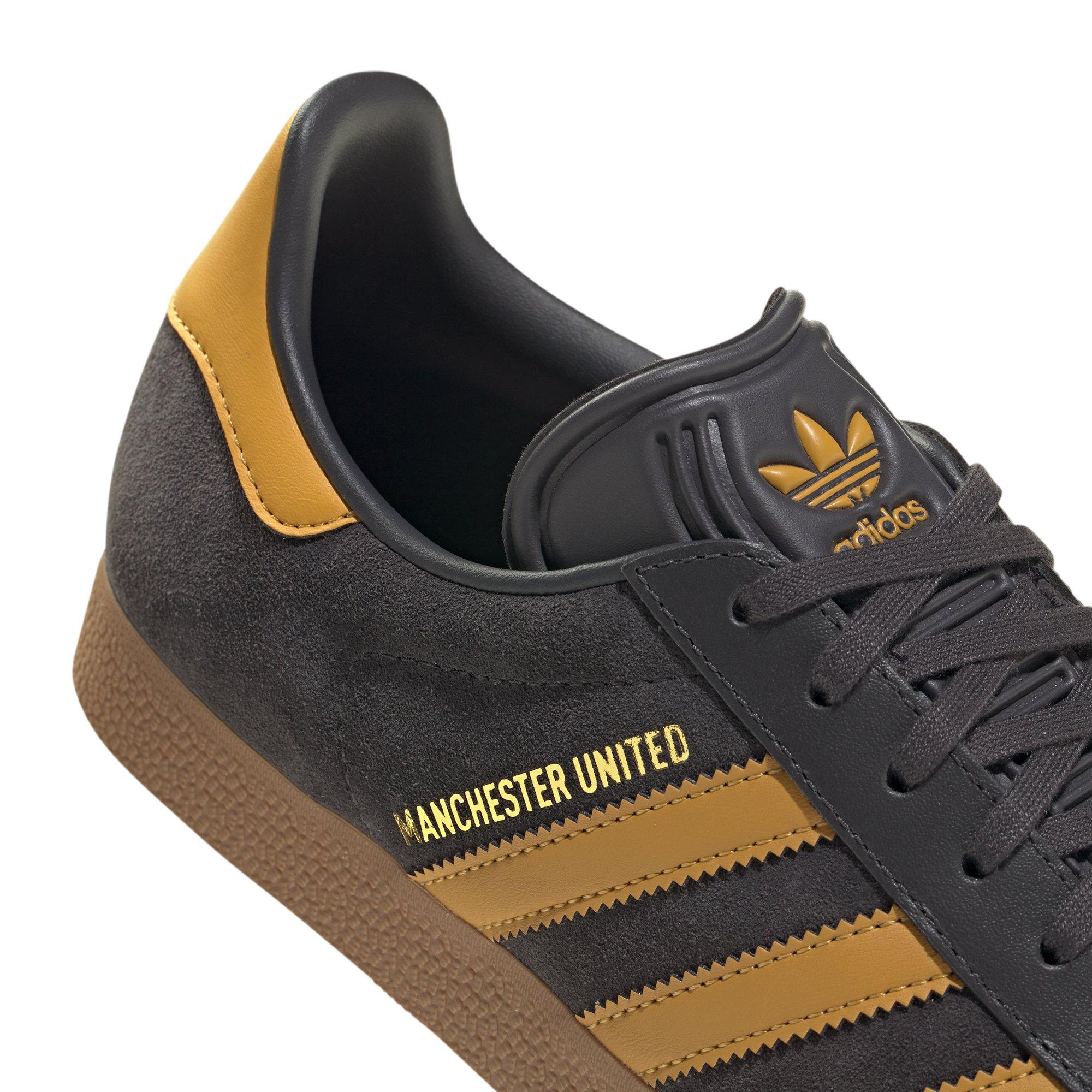 Men's Gazelle Indoor Soccer Shoes
