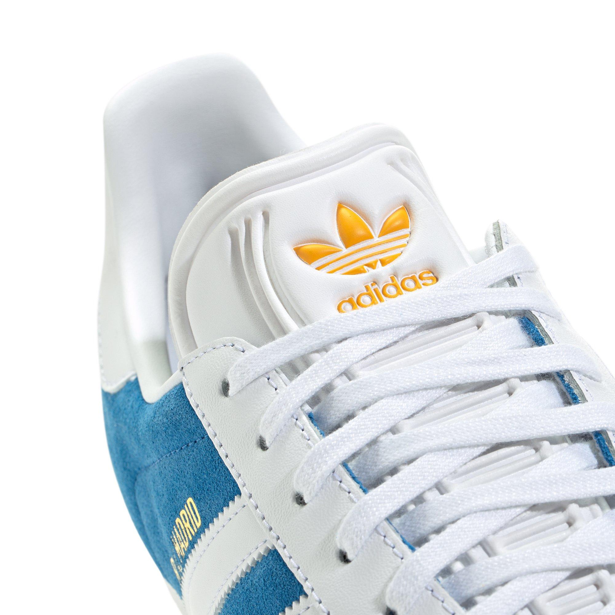 Men's Gazelle Indoor Soccer Shoes