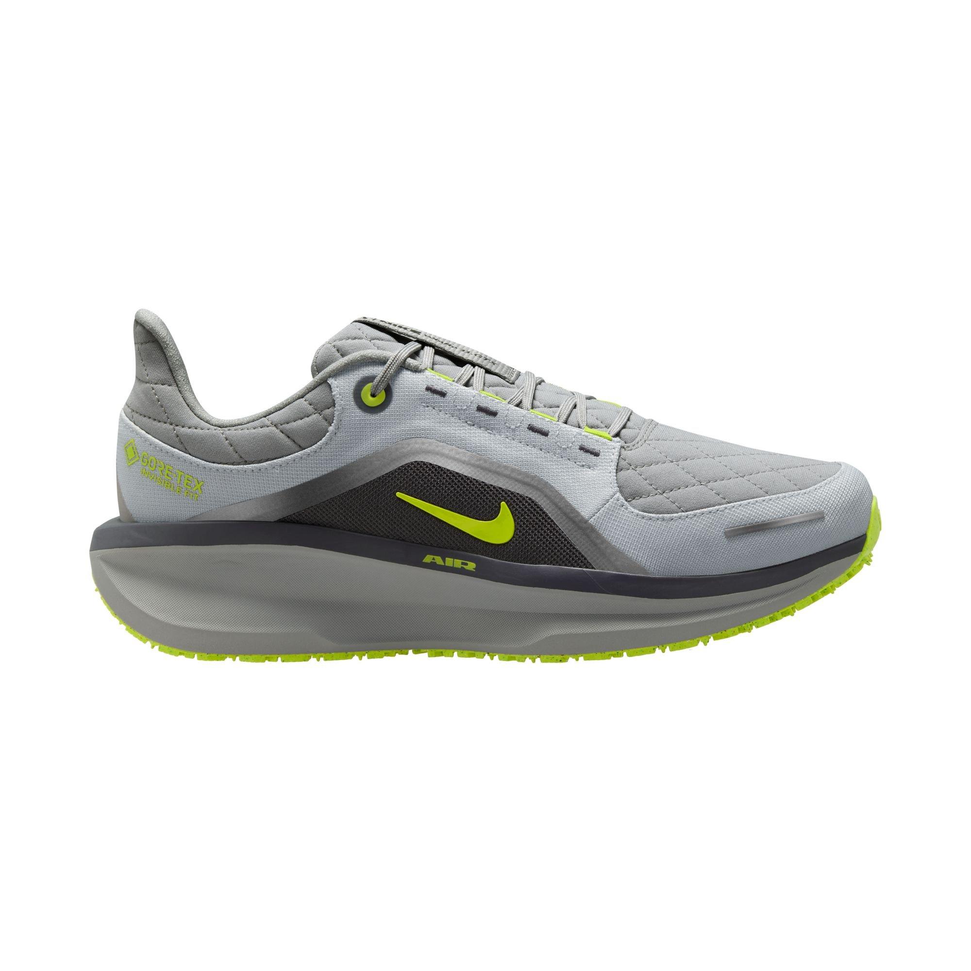 Men's Winflo 11 GORE-TEX Running Shoes