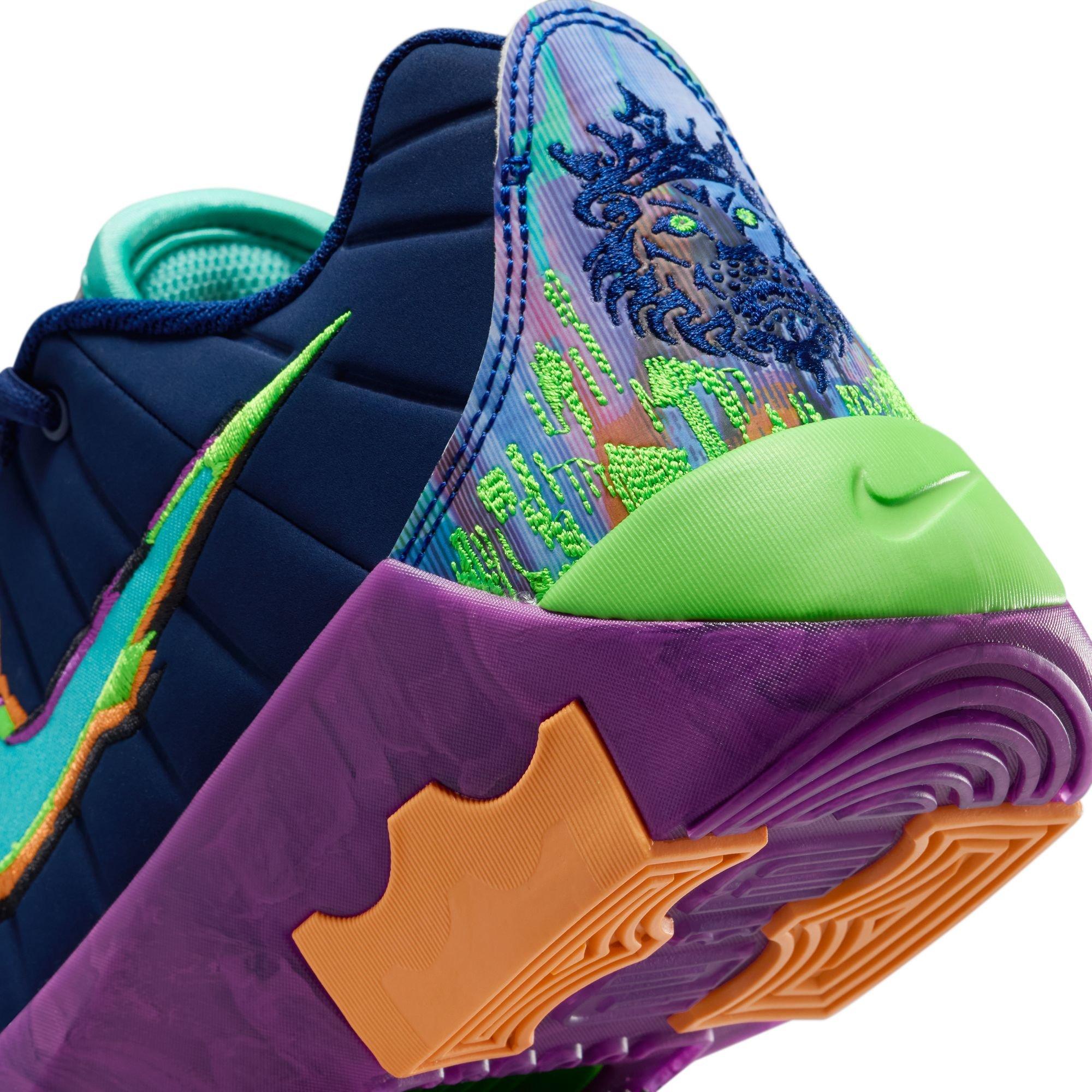 Kids' Grade School LeBron Witness IX Mid KC Basketball Shoes